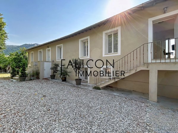 4-Bedroom Villa in Tourrette Levens — photo 1