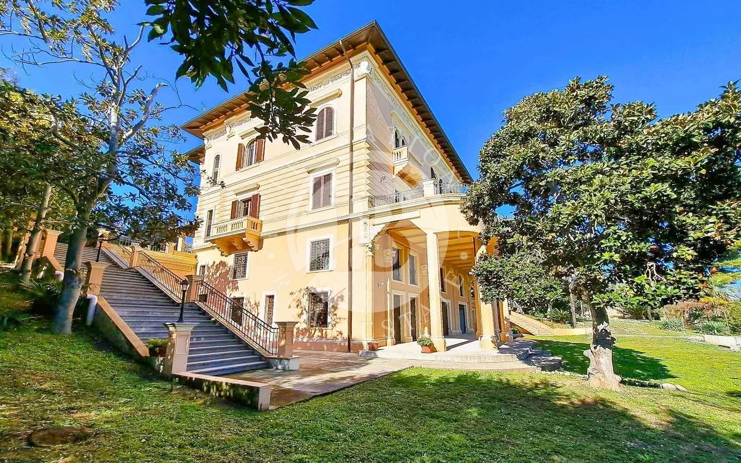 Villa in Giulianova - Image 3