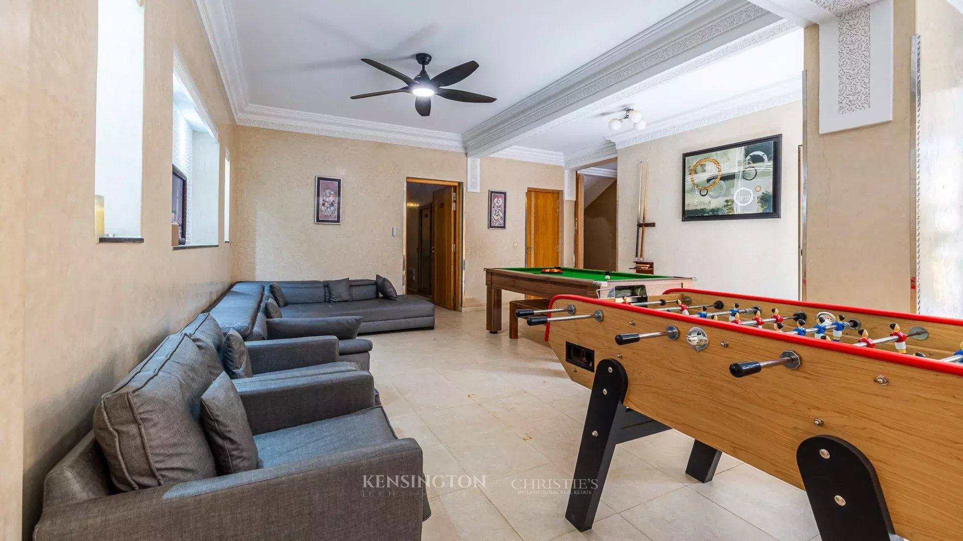 9 Bedroom Villa/Townhouse's Image 21