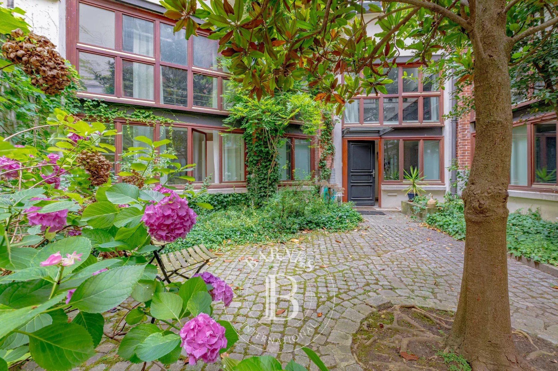 Paris 14 - Denfert Rochereau - Family house - 5 bedrooms - Terrace