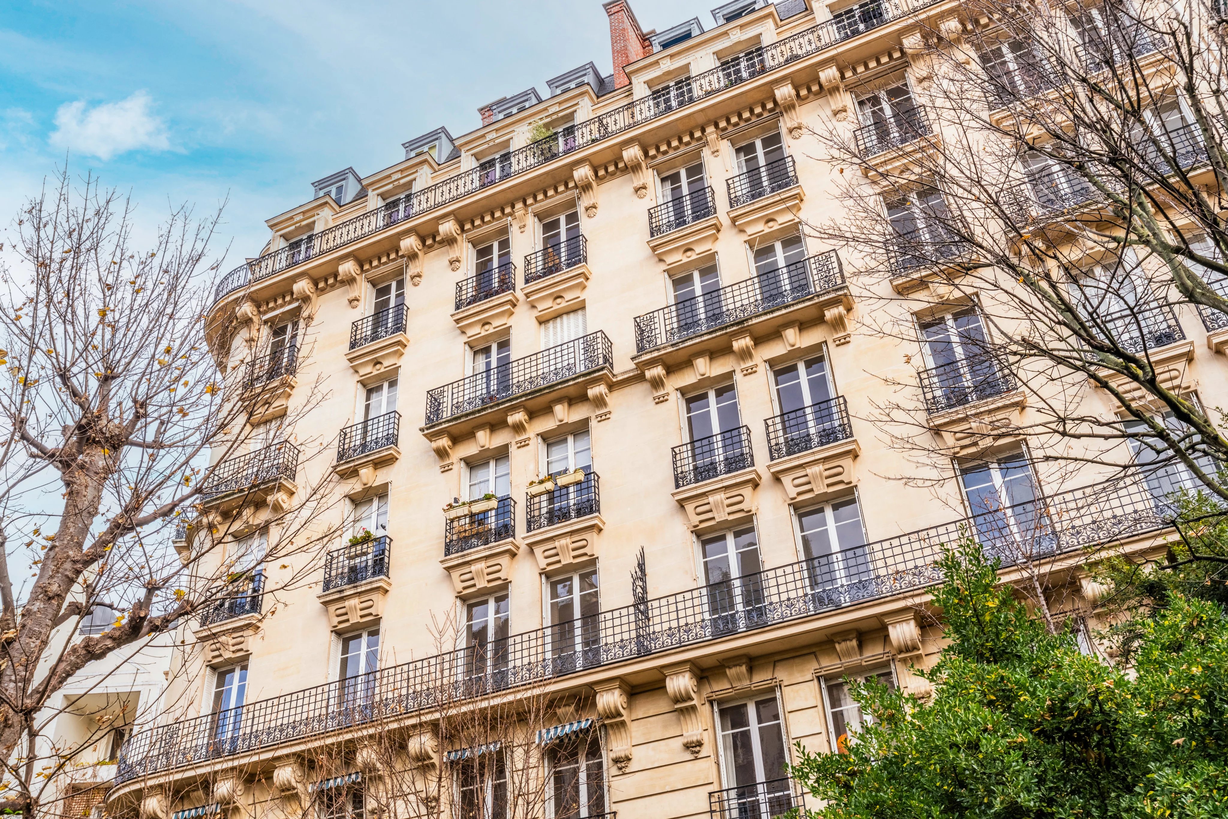 Sale Apartment Paris 16th