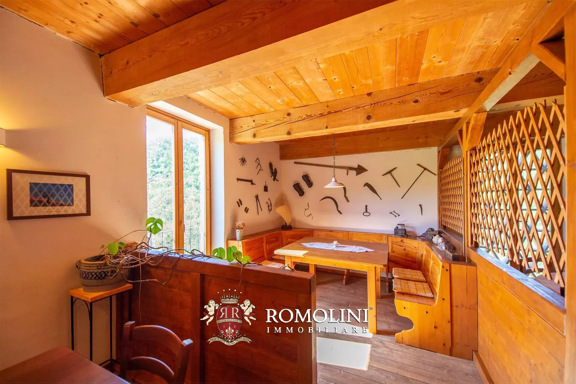 10 Bedroom Villa/Townhouse's Image 47