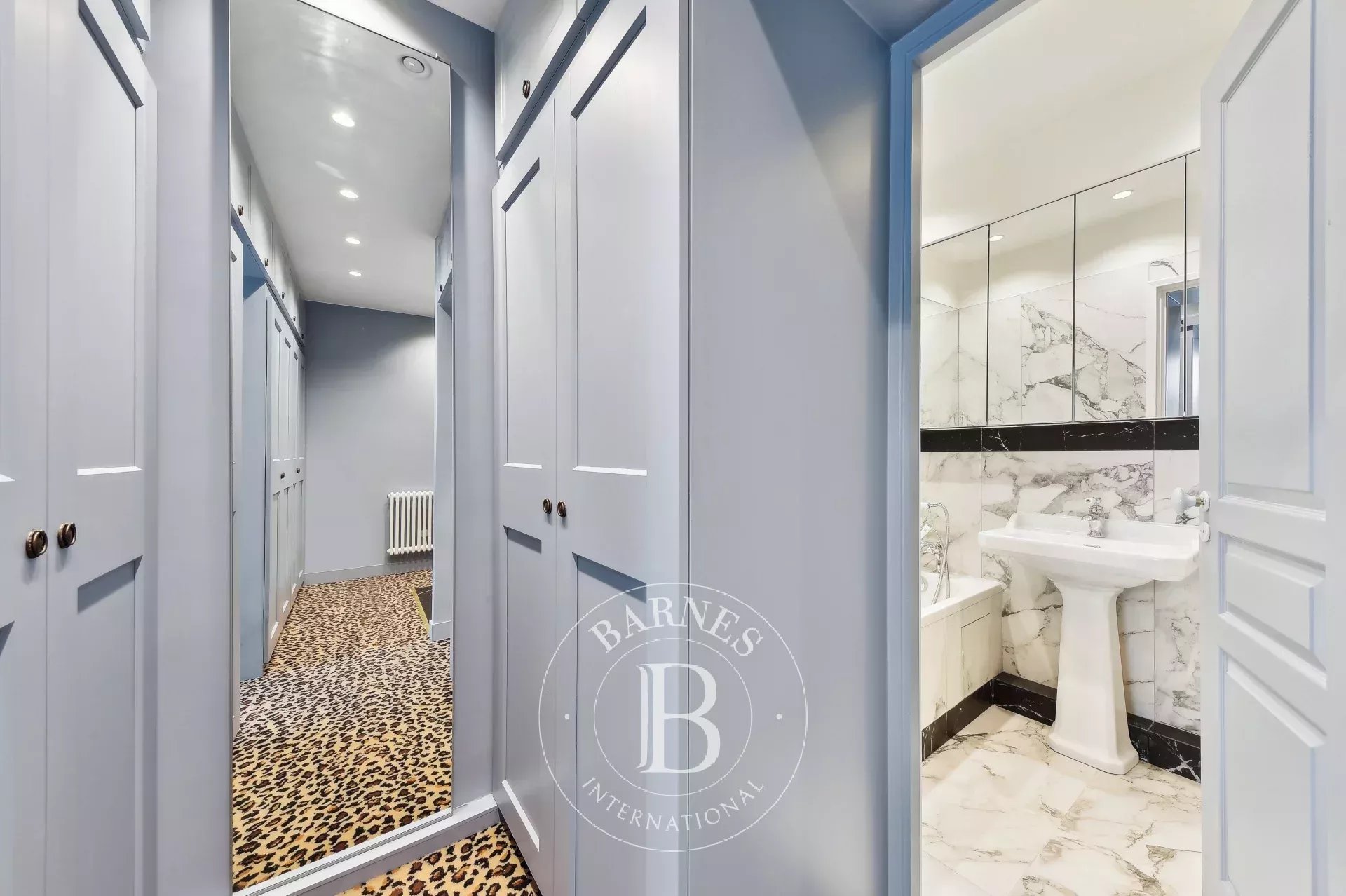 Daire Paris 6ème - picture 13