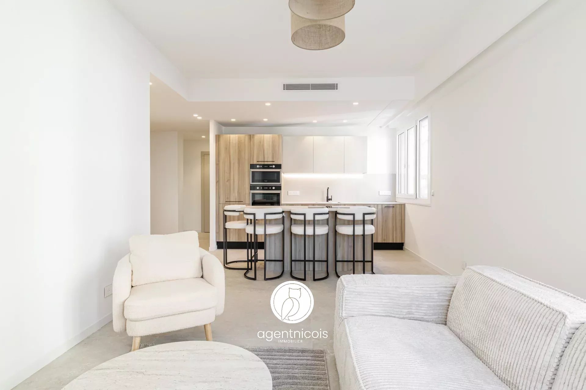 Agence immobilière de 