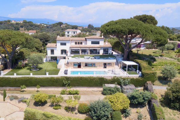 7-Bedroom Villa in Mougins — photo 2