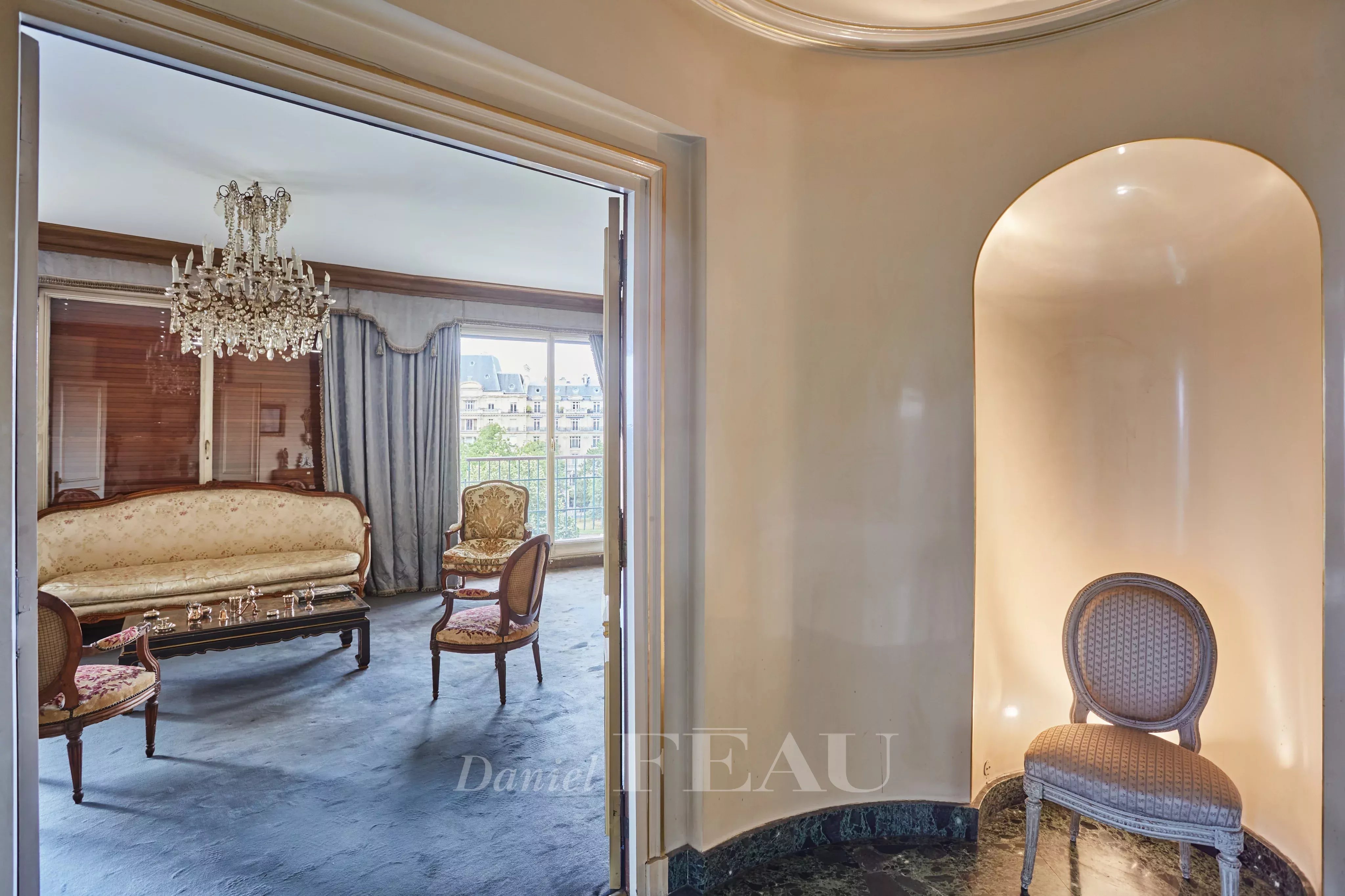 Sale Apartment Paris 16th