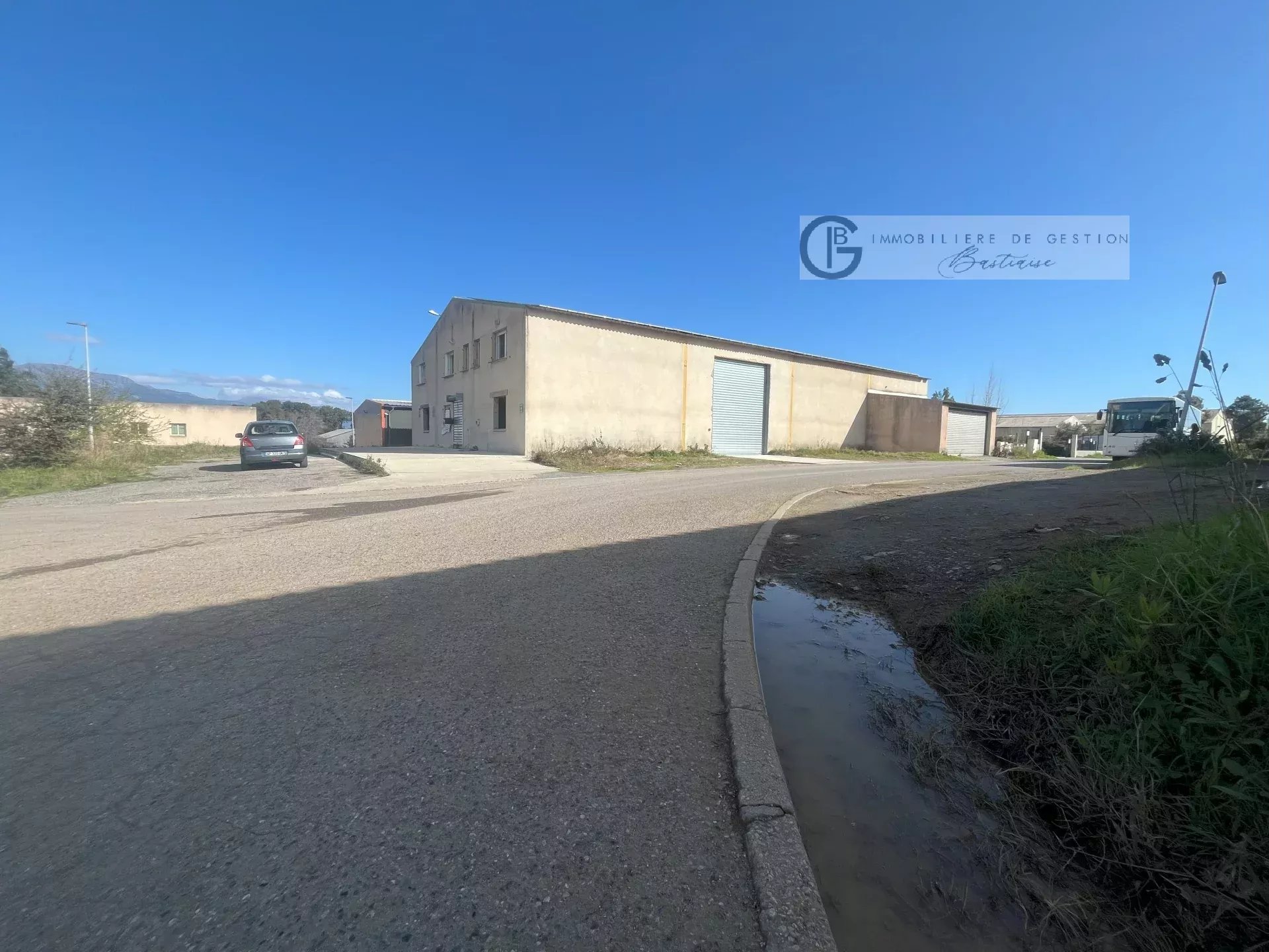 Agence immobilière de 