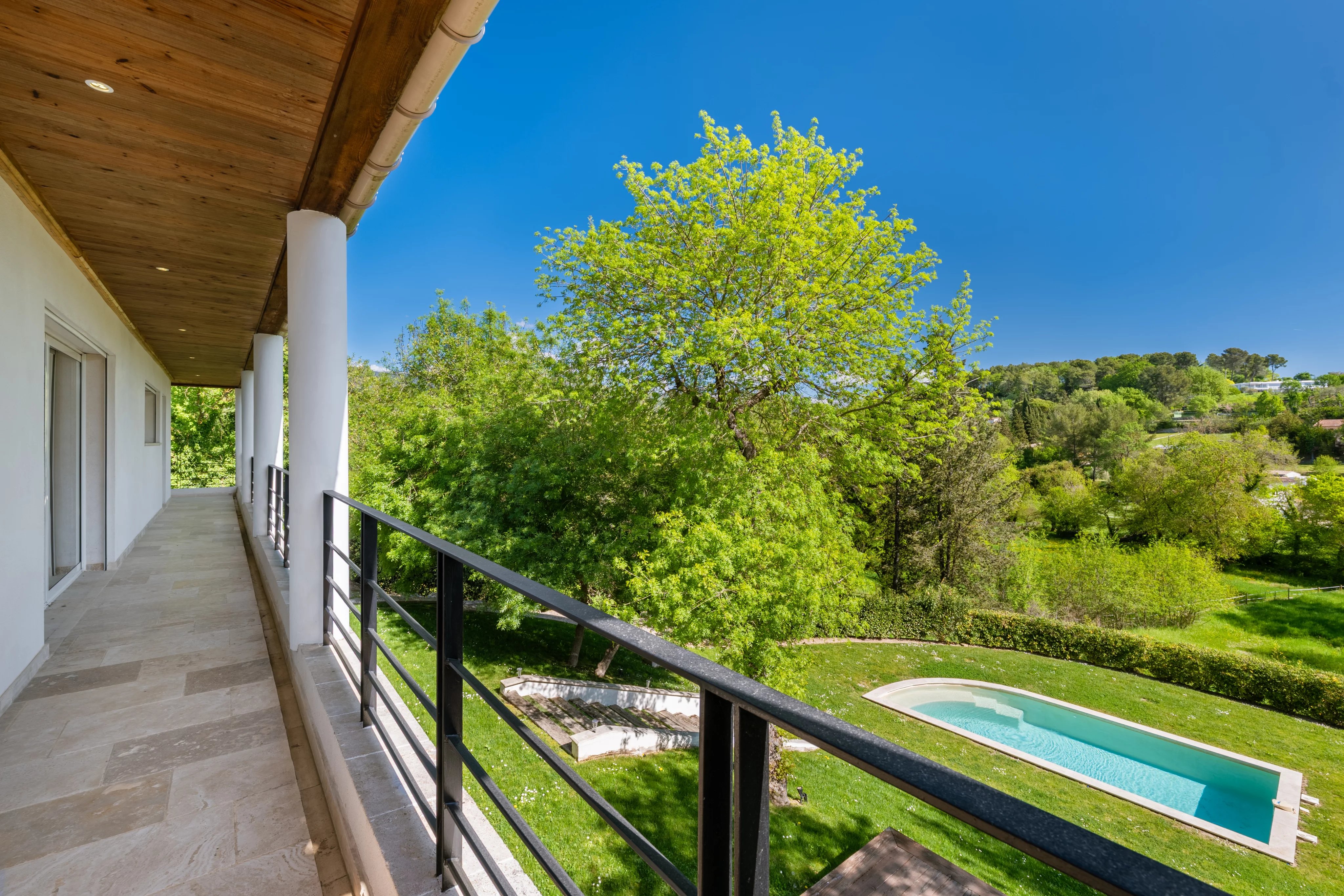 Absolute peace and quiet, close to the village of Plascassier