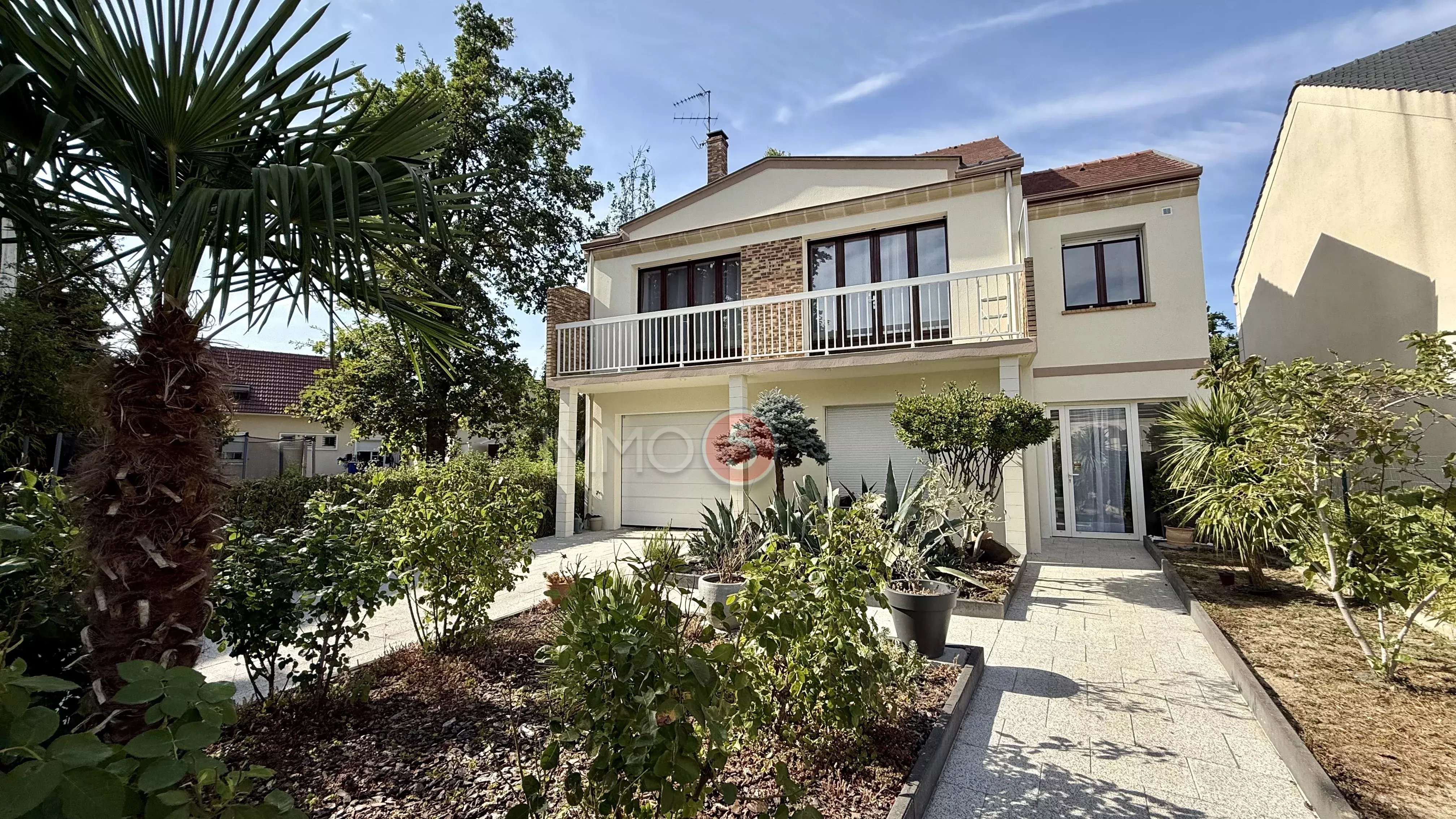 Maison 242m² — Villemomble