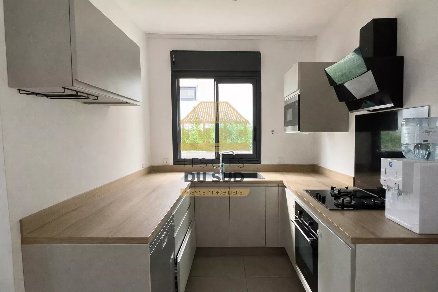 Villa T4 récente avec piscine chauffée et vue mer à vendre à Grands Bois Saint-Pierre 97410