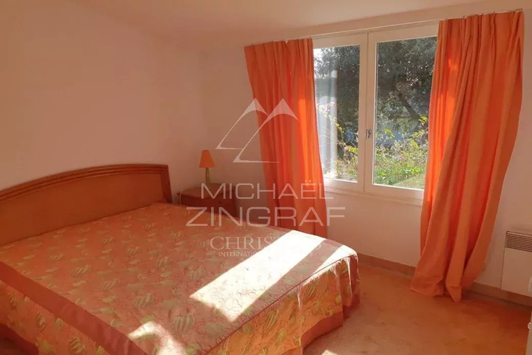 2 Bedroom Apartment/Flat's Image 6