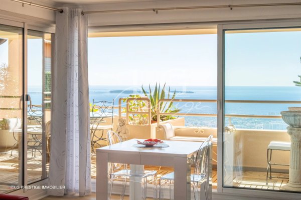 Apartment 4 Rooms with Panoramic Sea View Mandelieu — photo 3