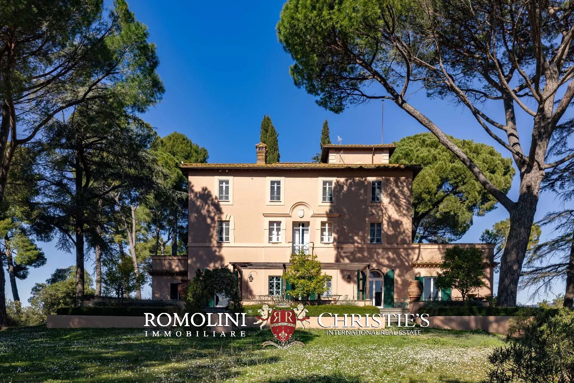 30 Bedroom Villa/Townhouse's Image 77