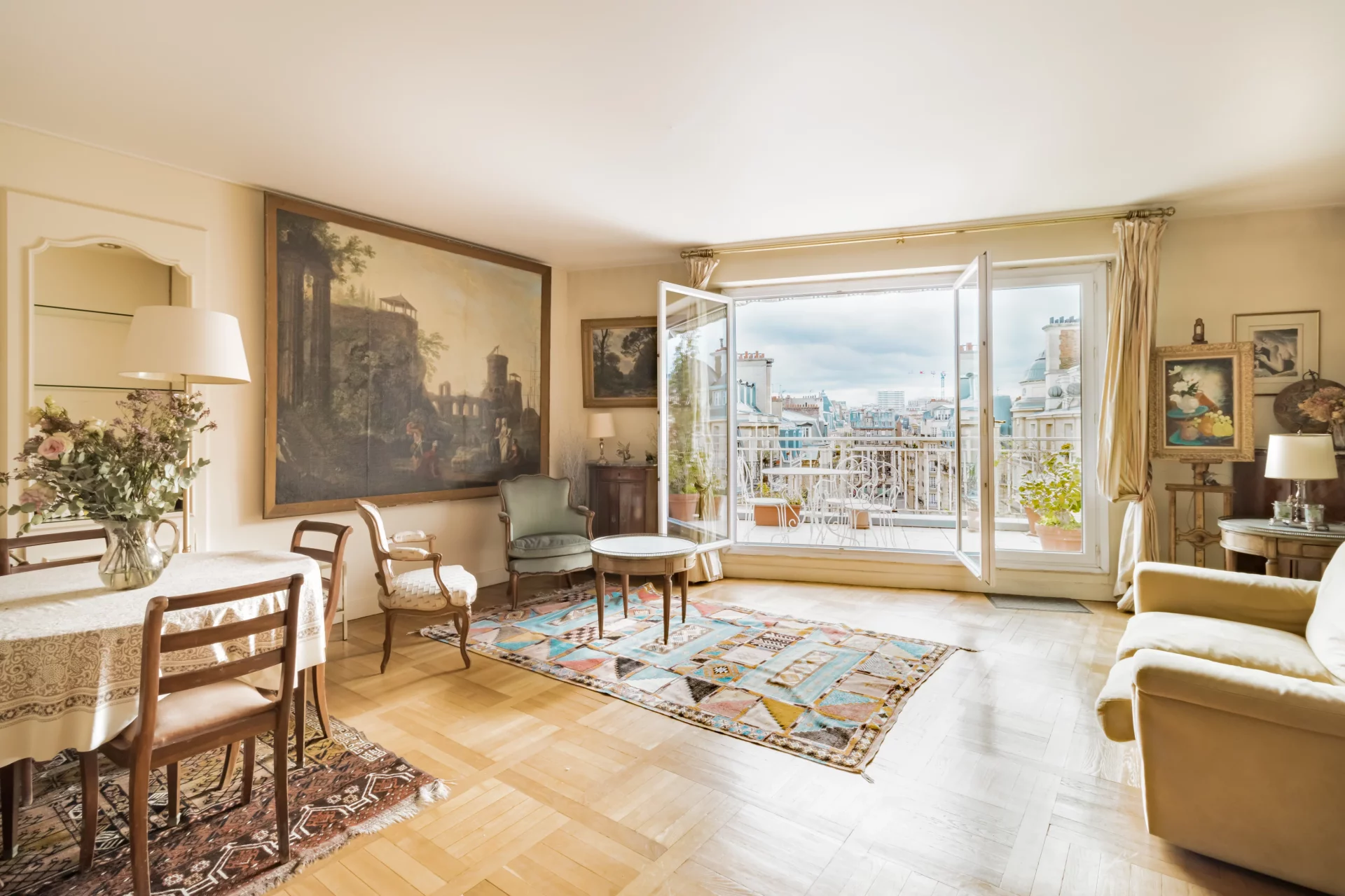 Paris 7e - PLACE DE BRETEUIL