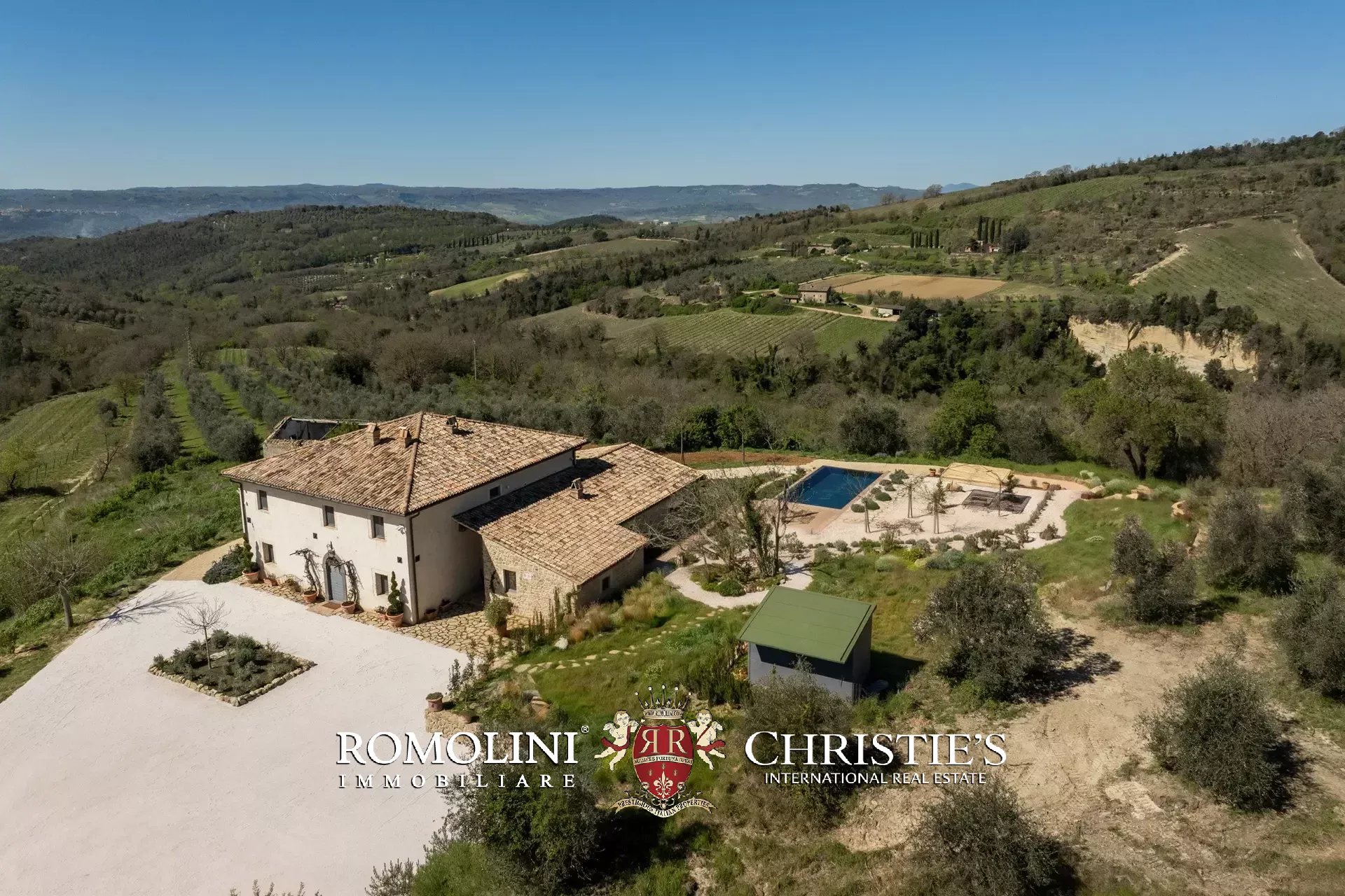 6 Bedroom Villa/Townhouse's Image 11
