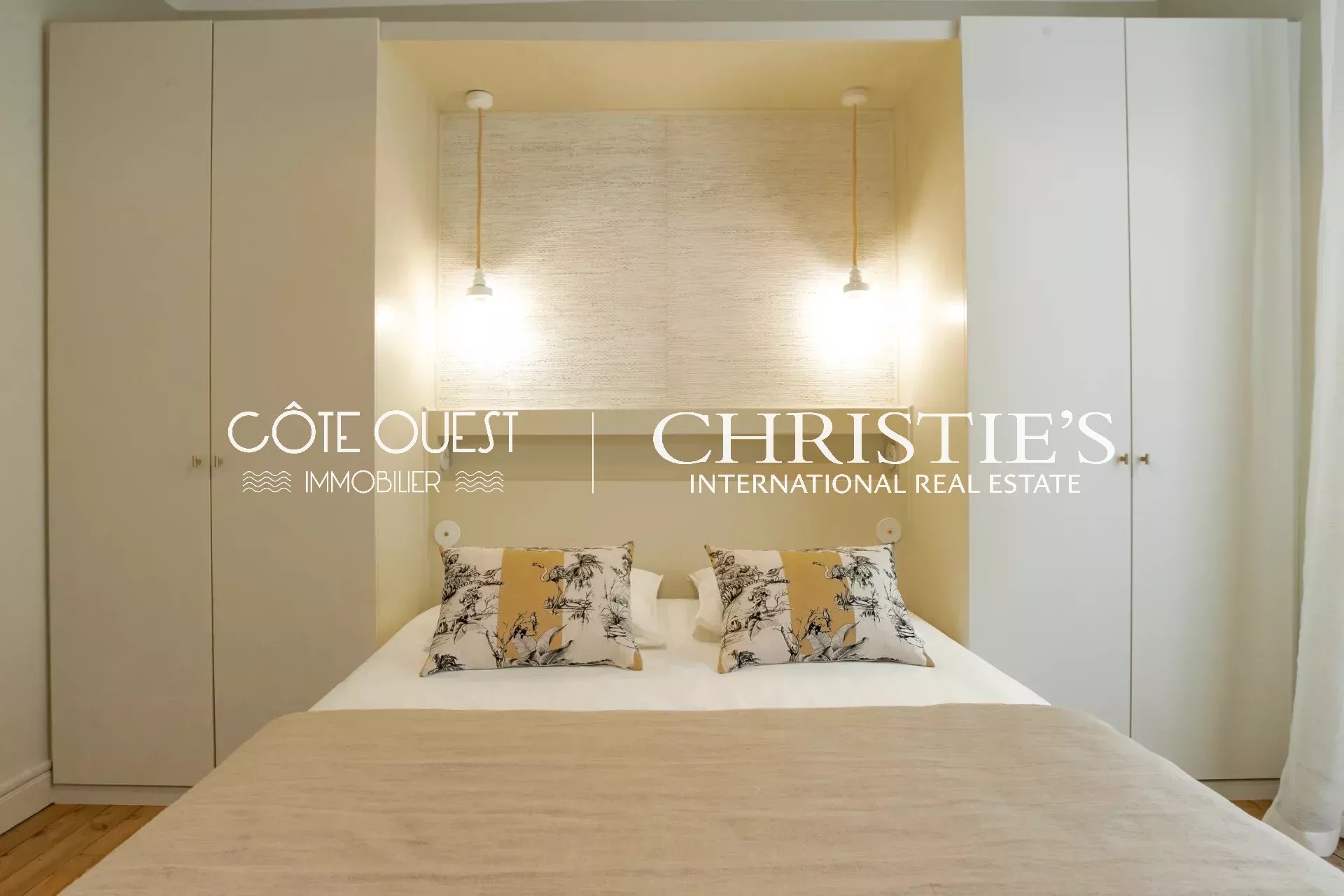4 Bedroom Villa/Townhouse's Image 11