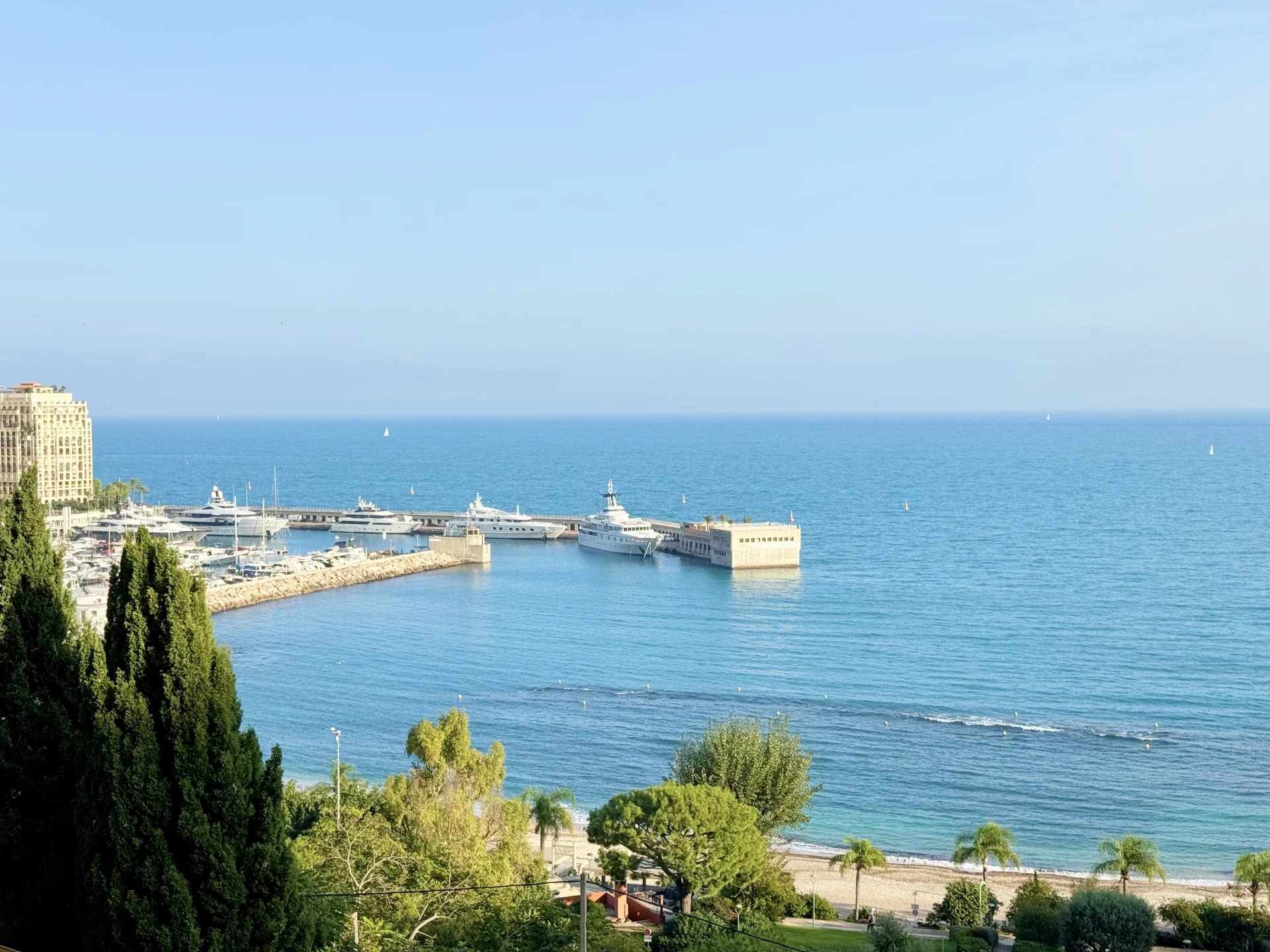 Charmant appartement vue mer panoramique idéalement situé