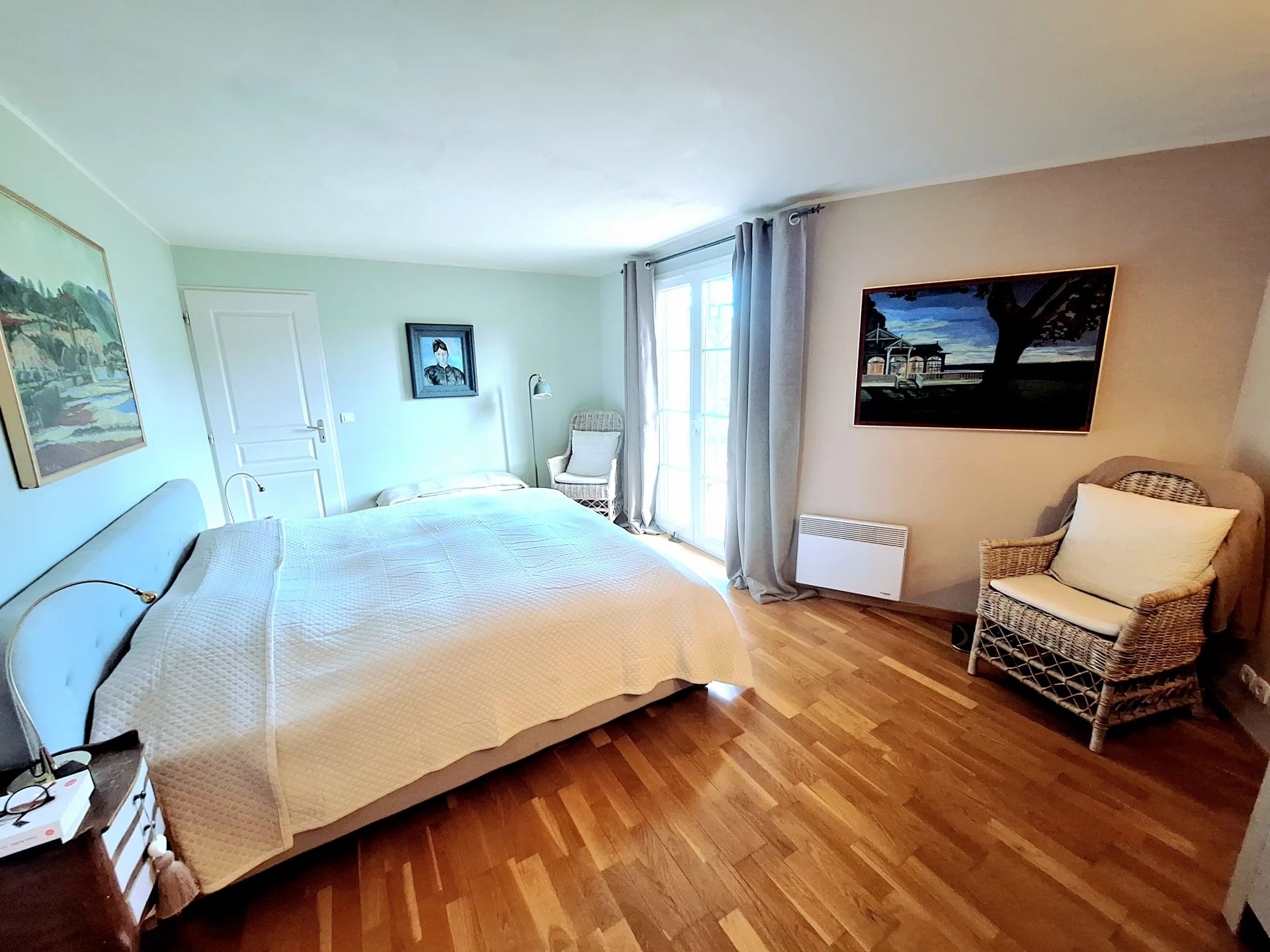 COTIGNAC CHARMING TRADITIONAL VILLA ON ONE STOREY