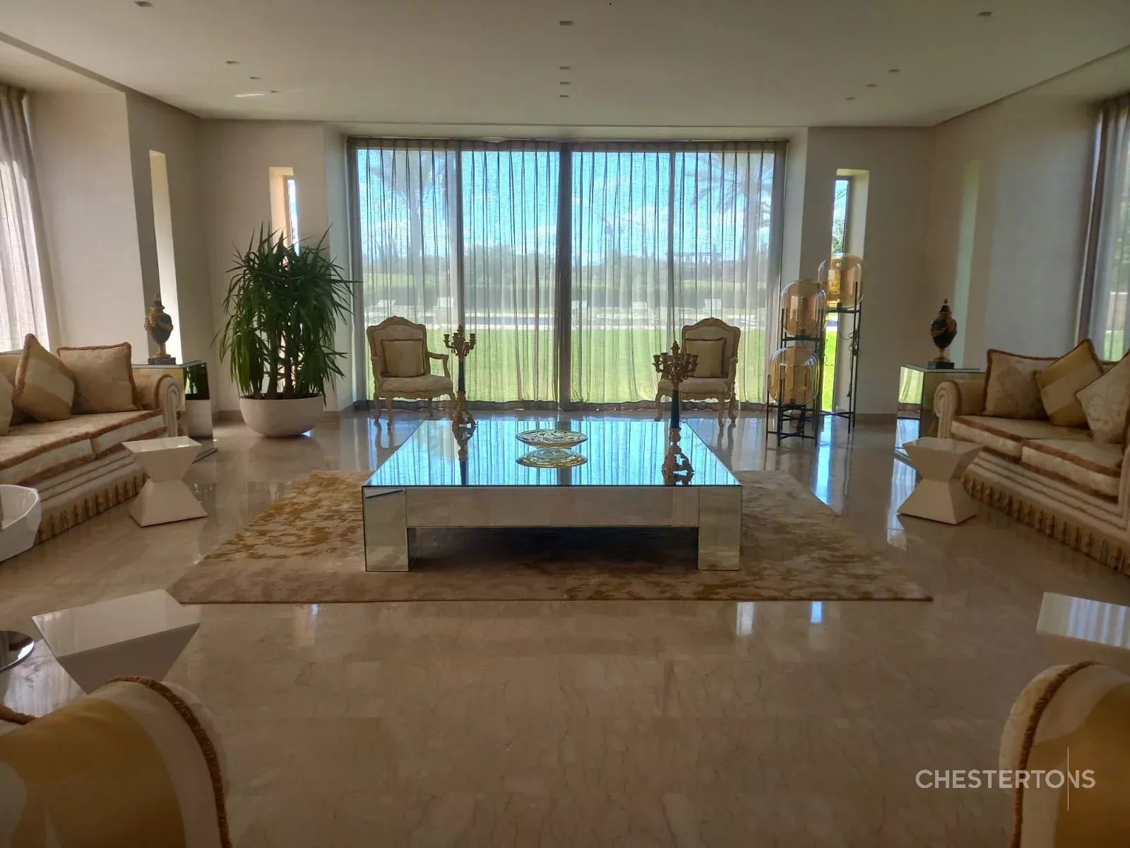 Image of Villa - 5 Bedrooms for Sale in Marrakech-Ménara-Marrakech-Morocco, Image 6