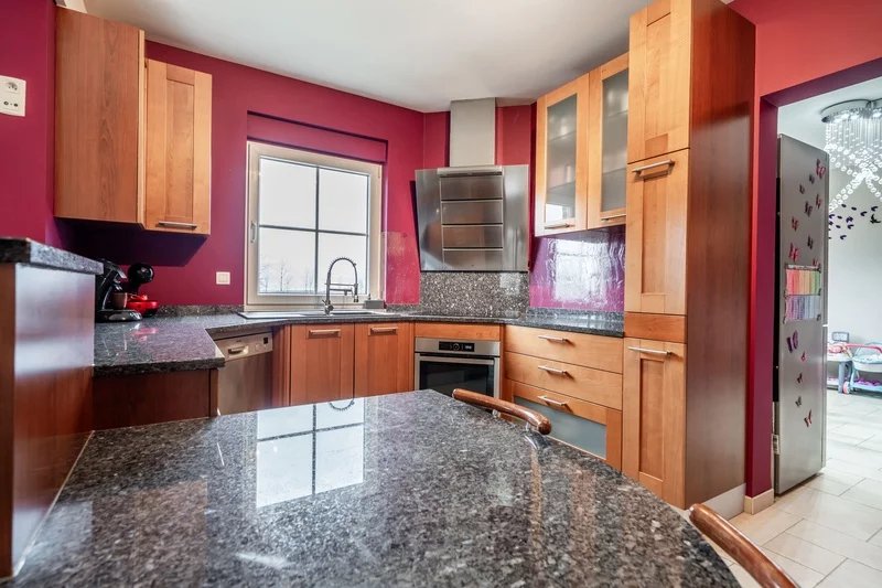 Sale House Ferrières