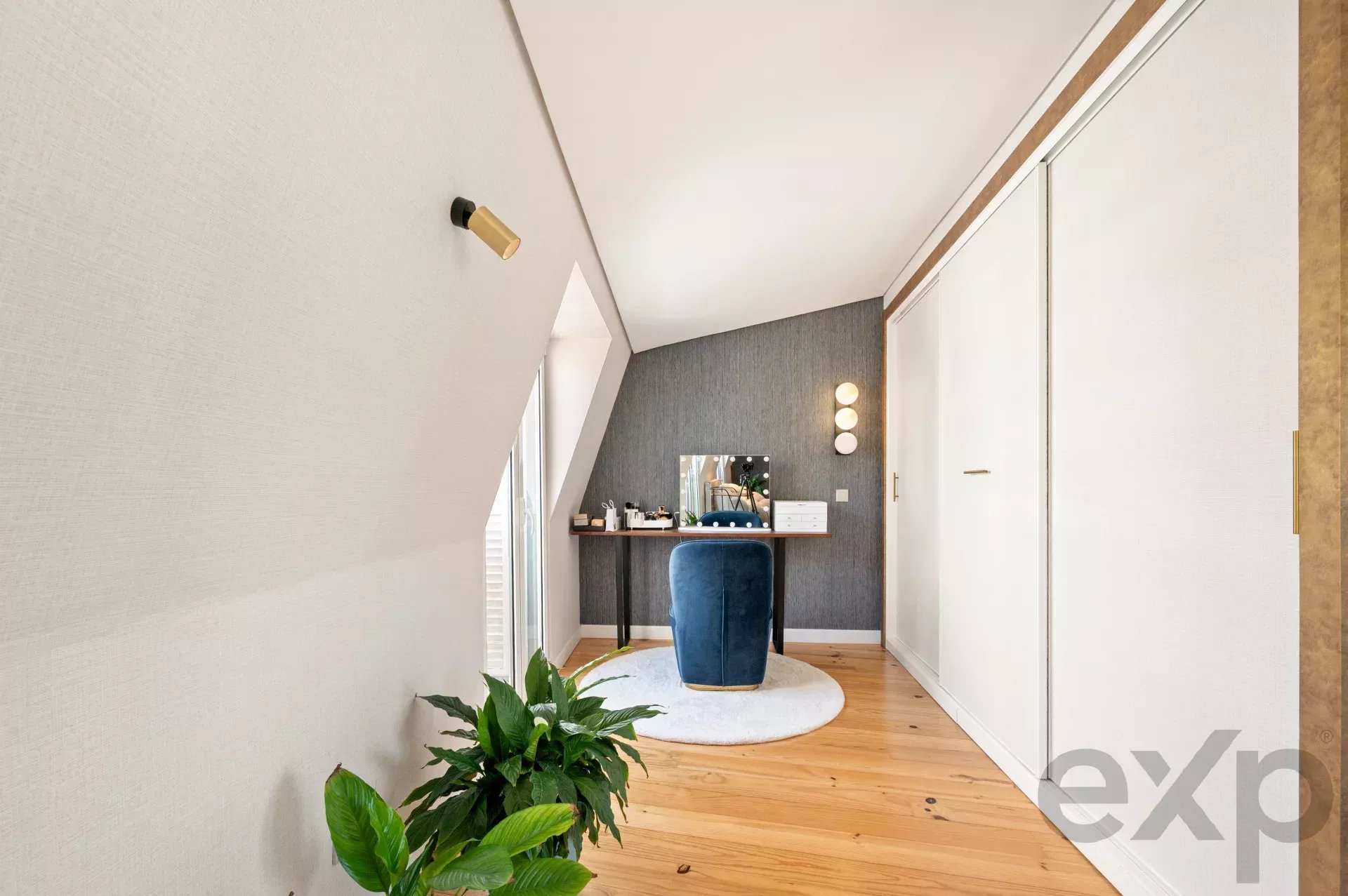 Elegant T2 + 1 Penthouse in Downtown Lisbon 86935832 image 49