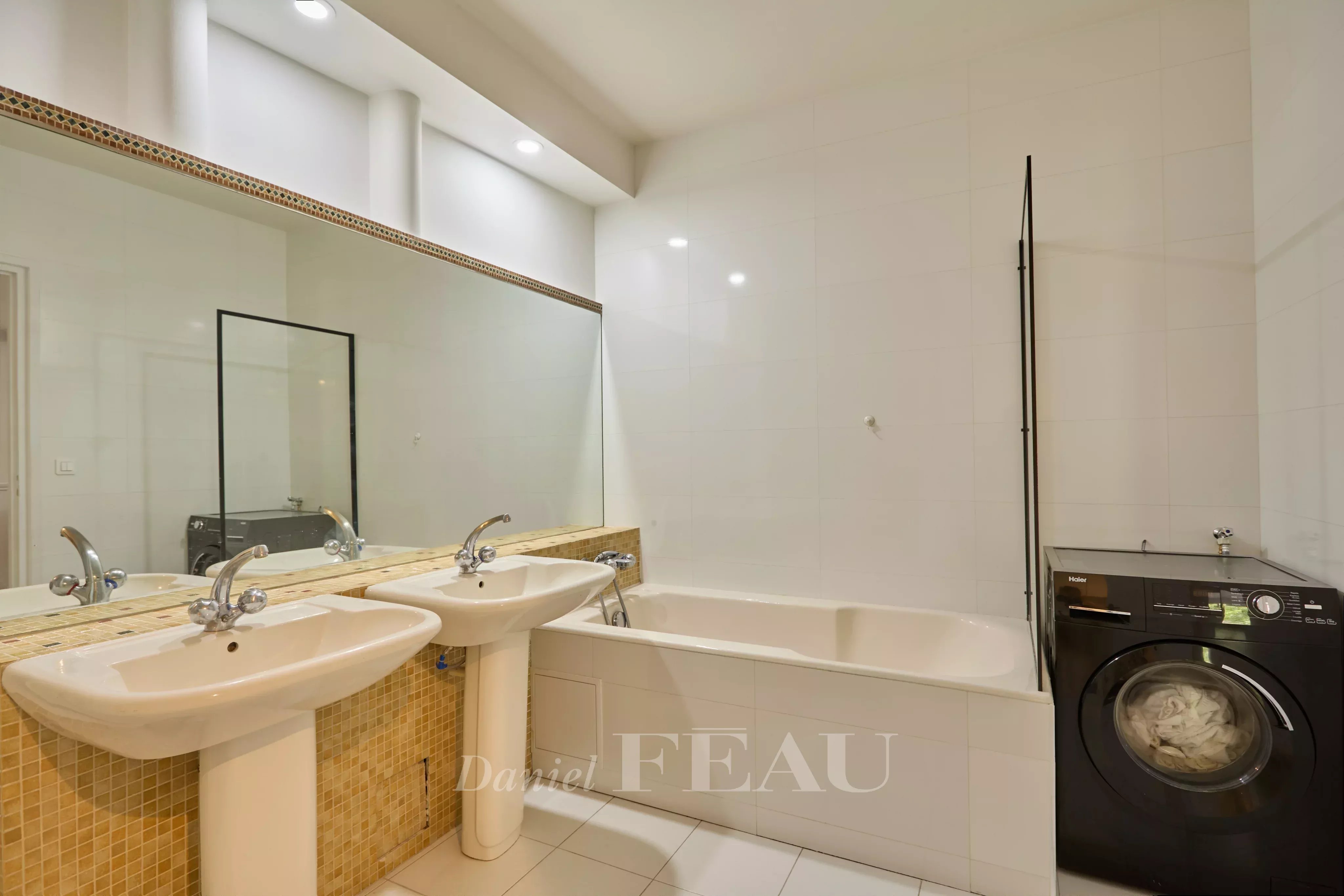 Rental Apartment Paris 16th