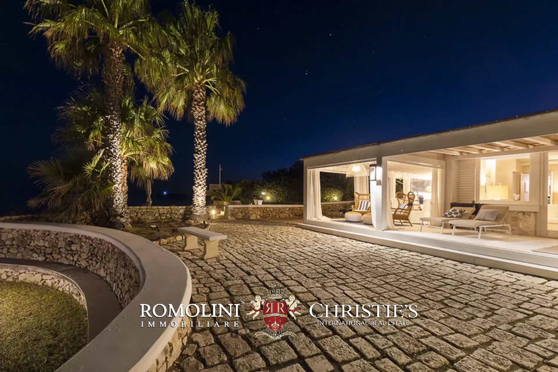 4 Bedroom Villa/Townhouse's Image 34