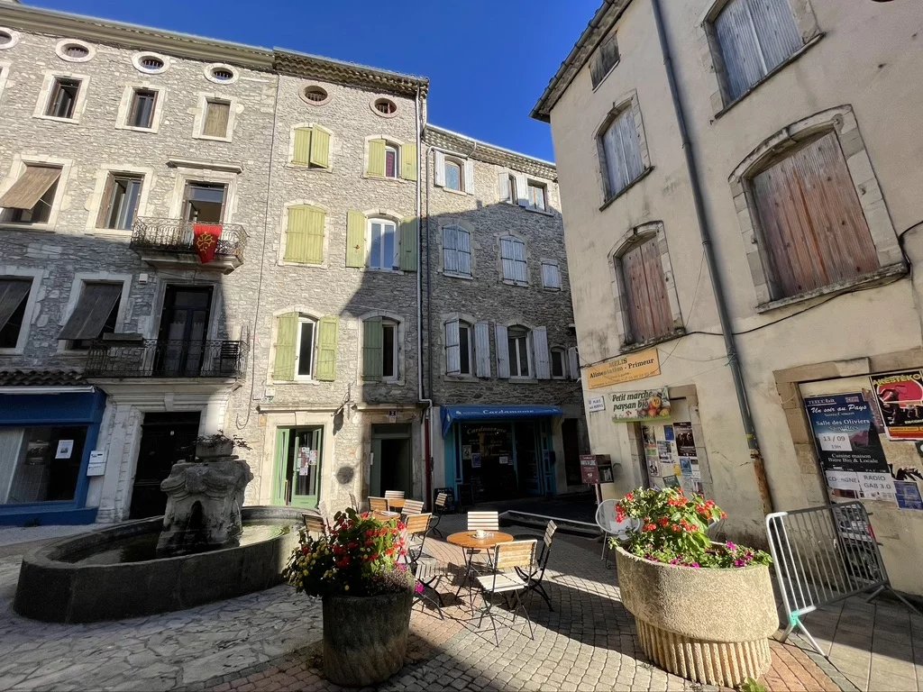 Vente Immeuble Saint-Ambroix