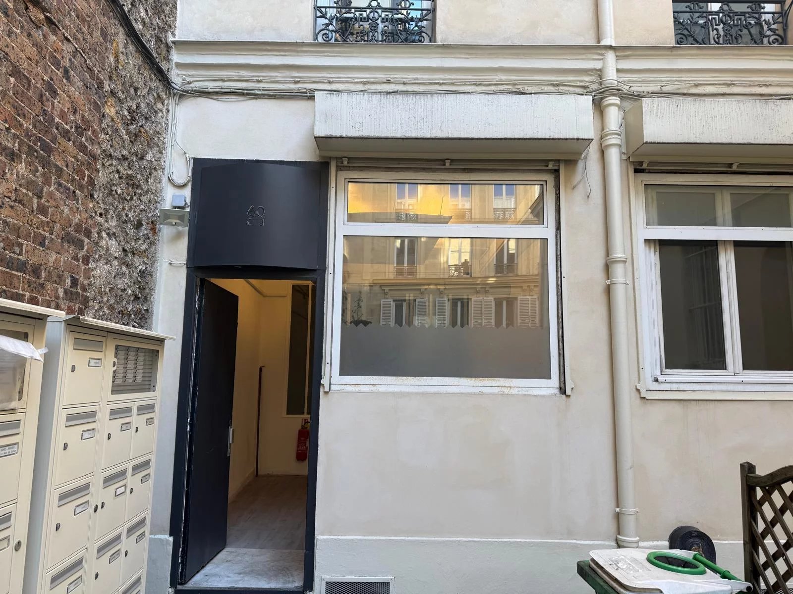 BUREAUX 83m2 - BATIGNOLLES - - Image Array