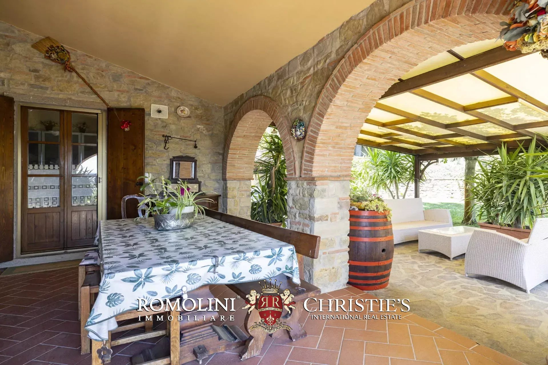 5 Bedroom Villa/Townhouse's Image 18