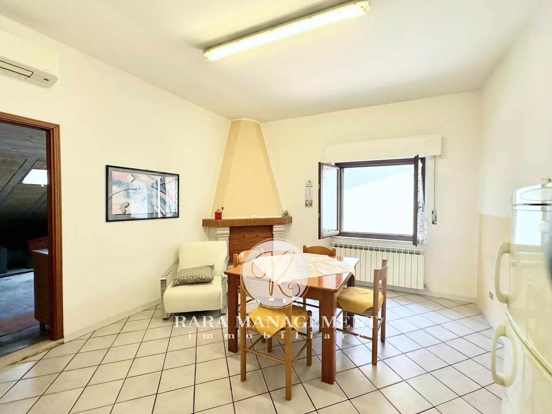 PORTO SANT'ELPIDIO, ZONA CRETAROLA | ARREDATO | NO CONDOMINIO | 2 CAMERE MATRIMONIALI | 2 BALCONI | MANSARDA | POSTO AUTO ESCLUSIVO | CORTE ESCLUSIVA | ZONA RESIDENZIALE RISERVATA E BEN SERVITA |