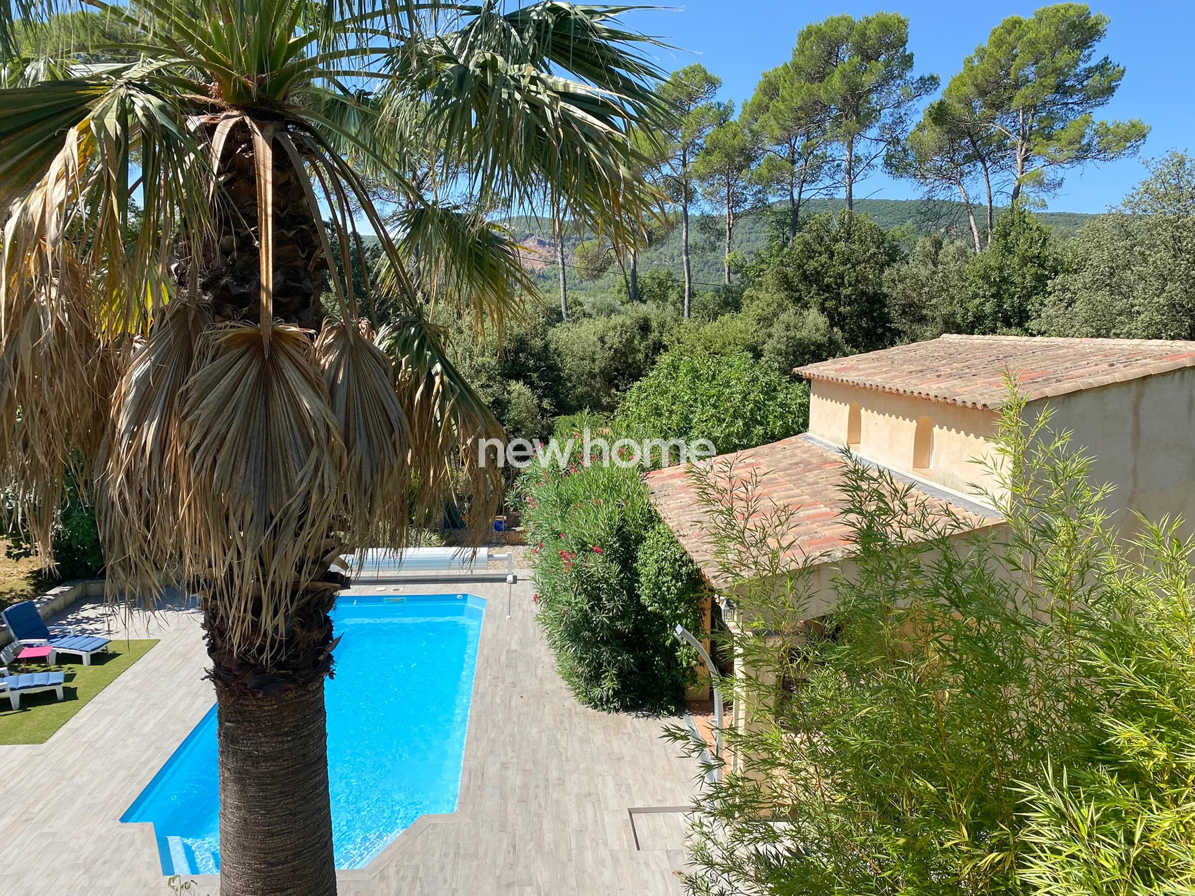 Magnifique bastide de charme avec une belle dependance au calme