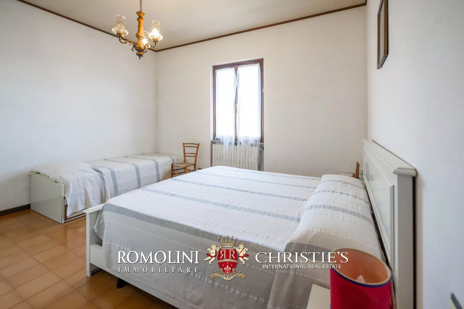 3 Bedroom Villa/Townhouse's Image 33