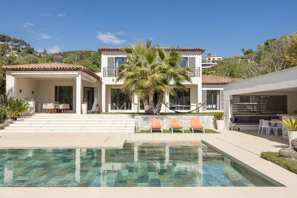 Villa for sale in Saint-paul-de-vence — Saint-Paul de Vence - Magnificent modern provencal
