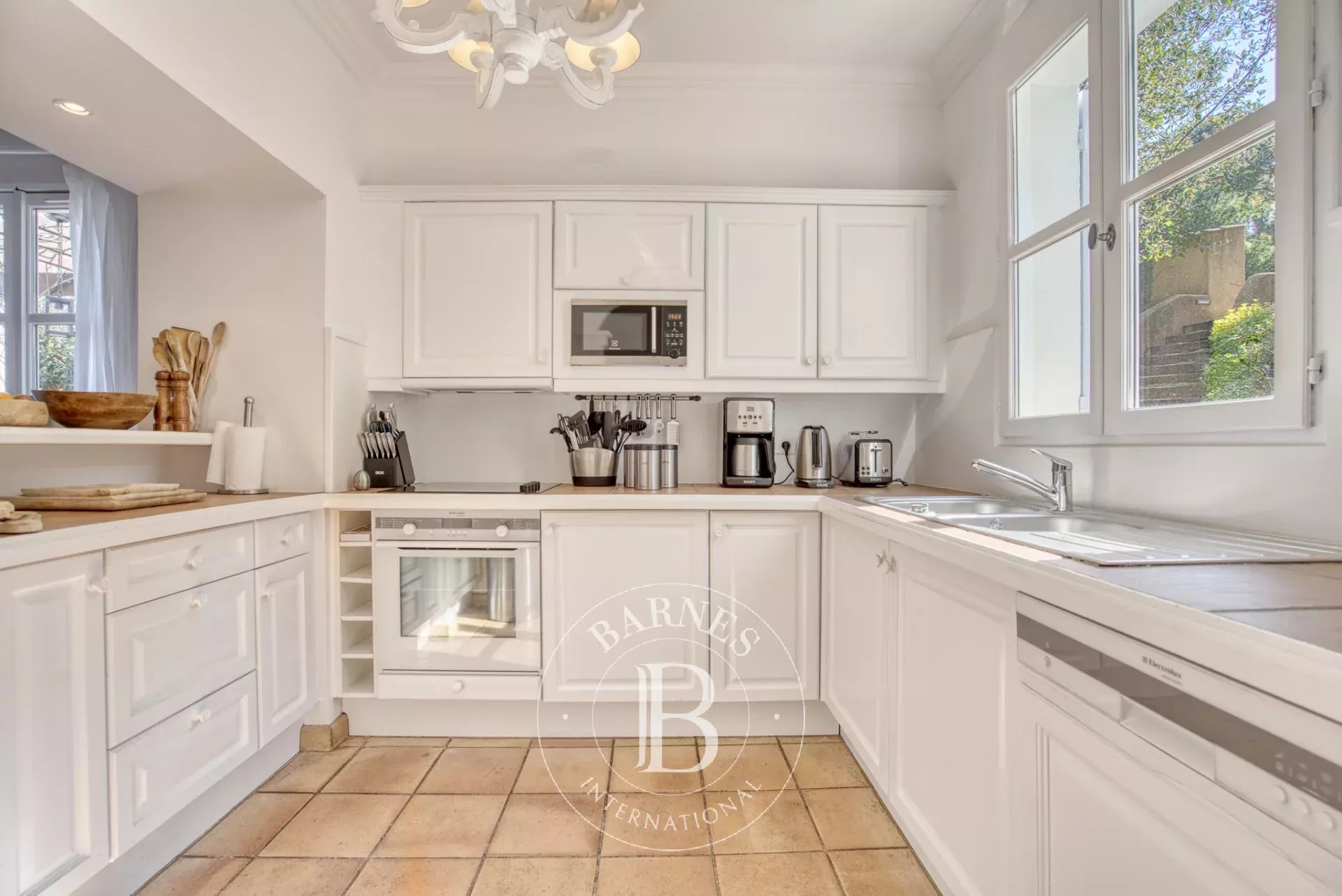 Ev Grimaud - picture 10