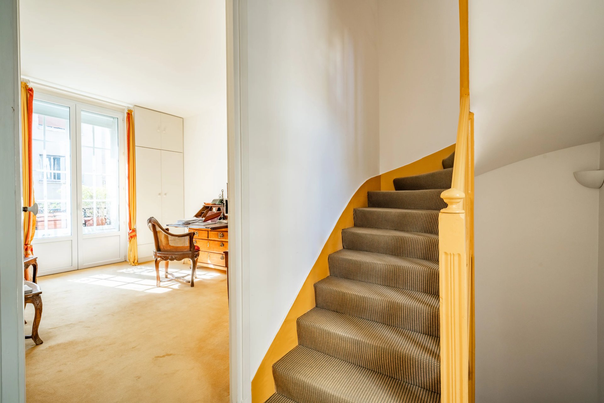 5 Bedroom Villa/Townhouse's Image 4