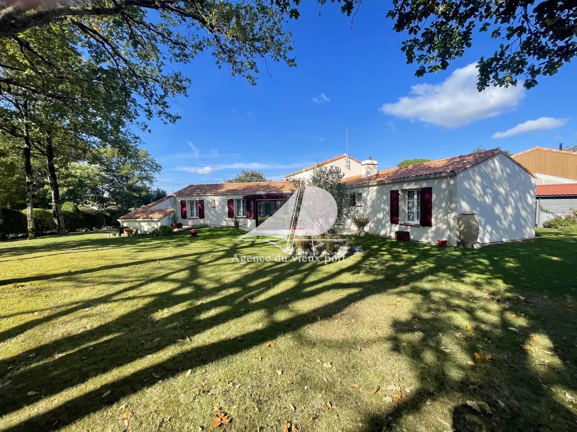 Agence immobilière de 