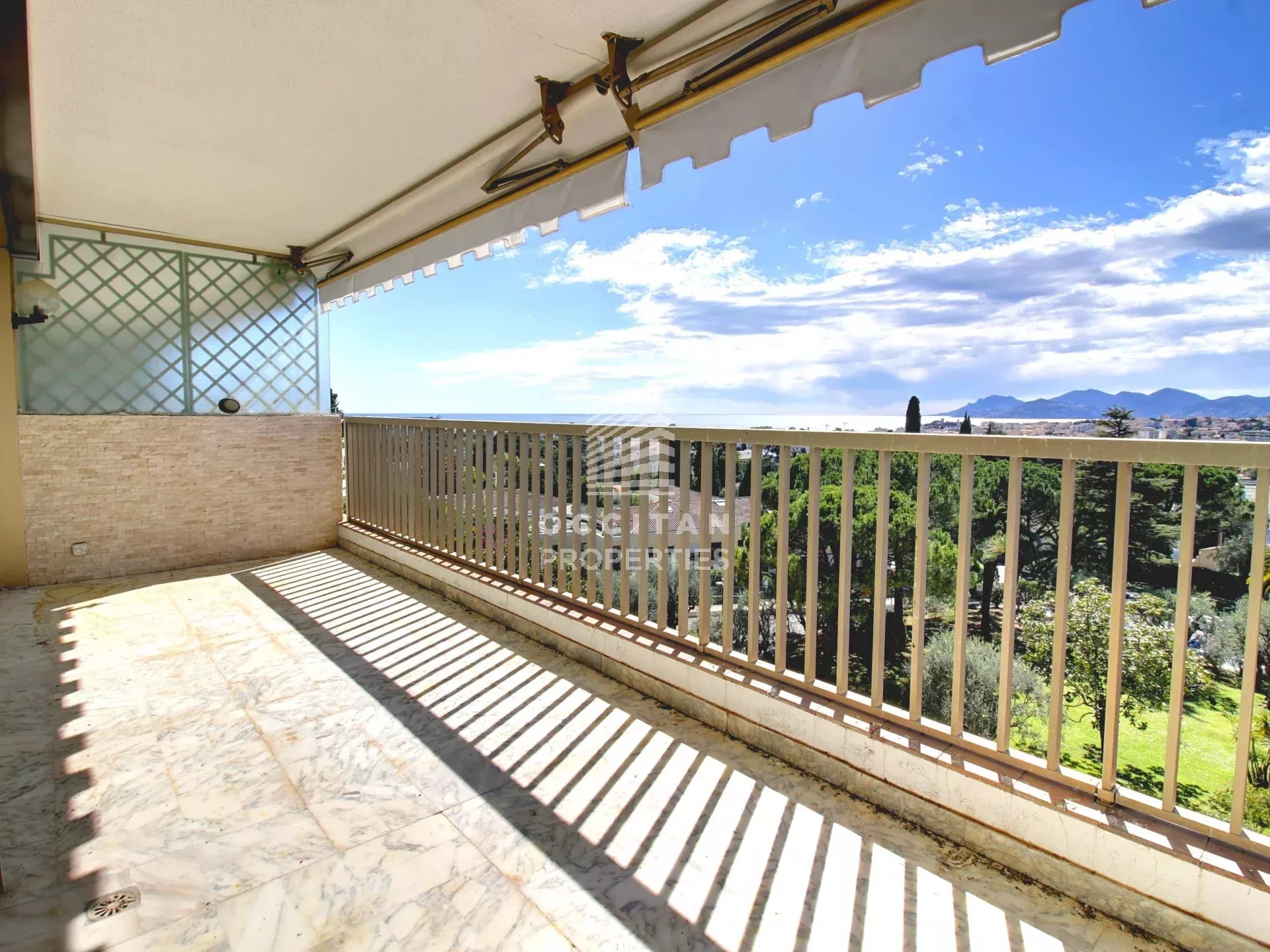 Appartement de standing - Vue mer et Estérel - Piscine - Cannes