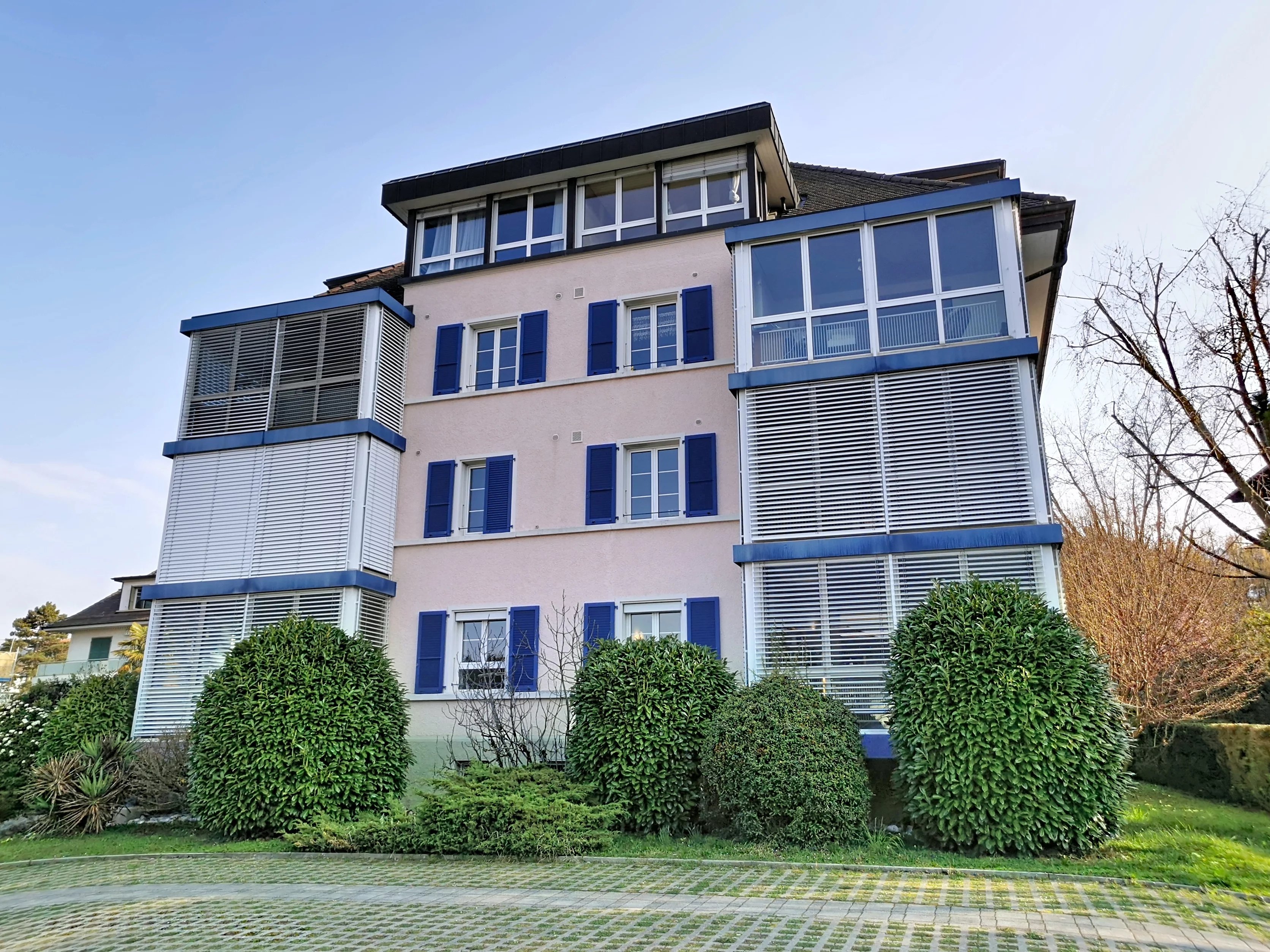 3.5 pièces avec véranda dans le calme de La Tour-de-Peilz