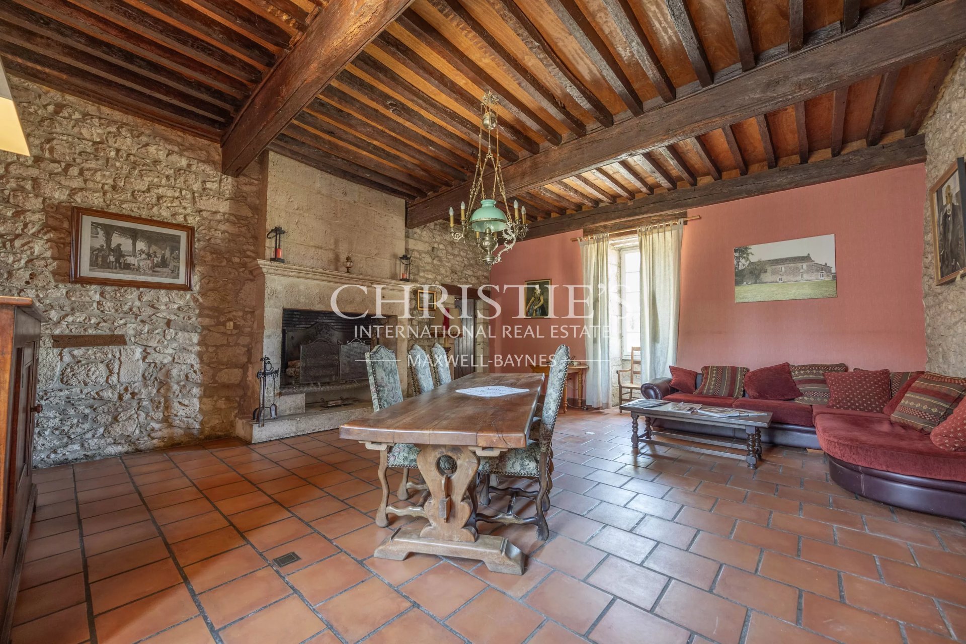 10 Bedroom Villa/Townhouse's Image 19