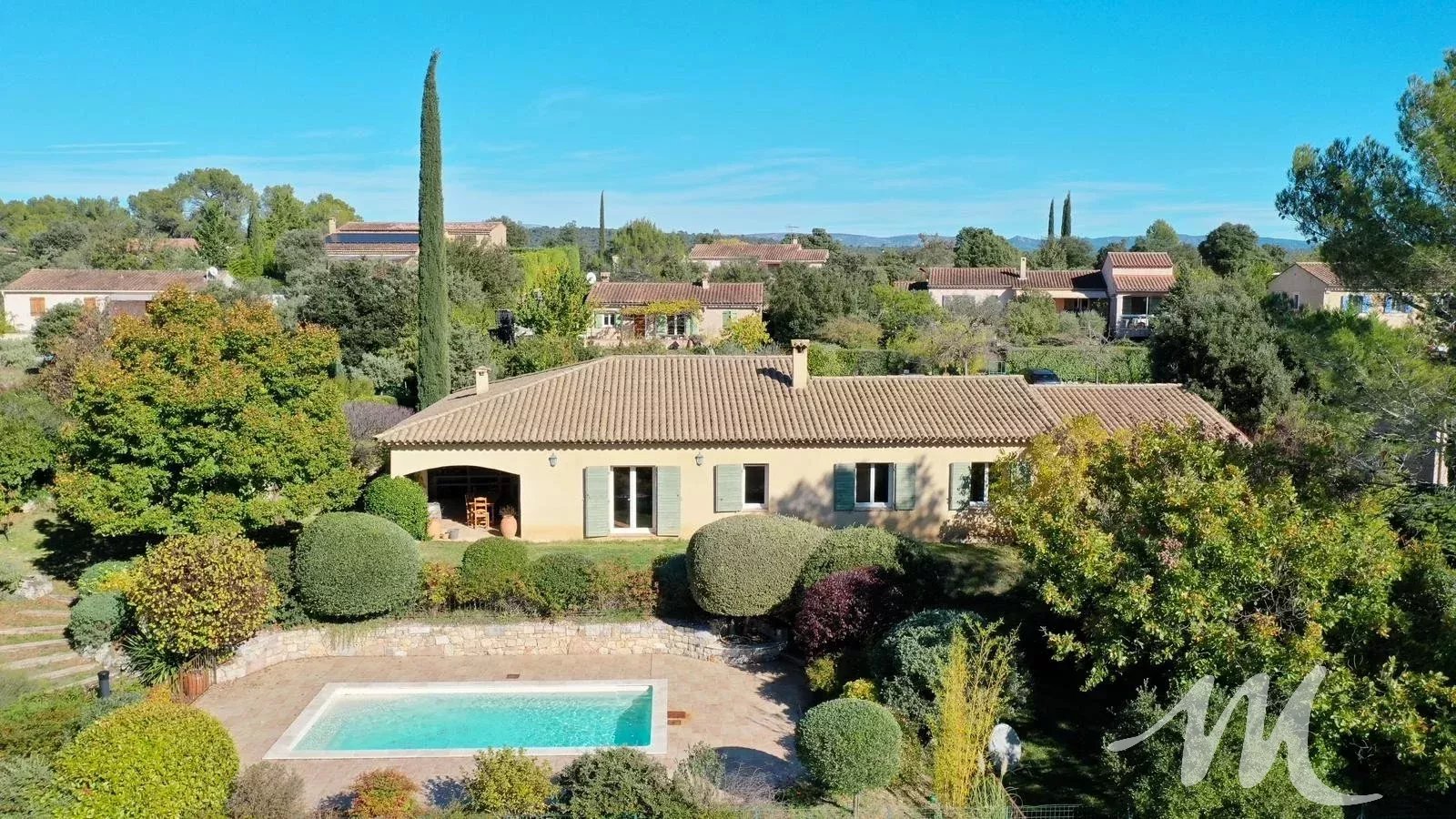 Agence immobilière de 