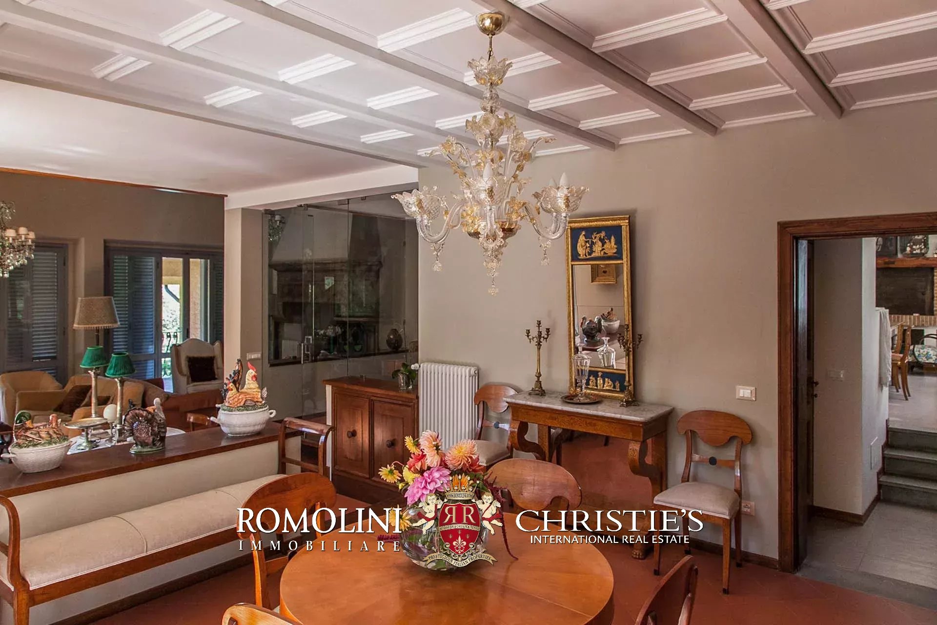 5 Bedroom Villa/Townhouse's Image 41