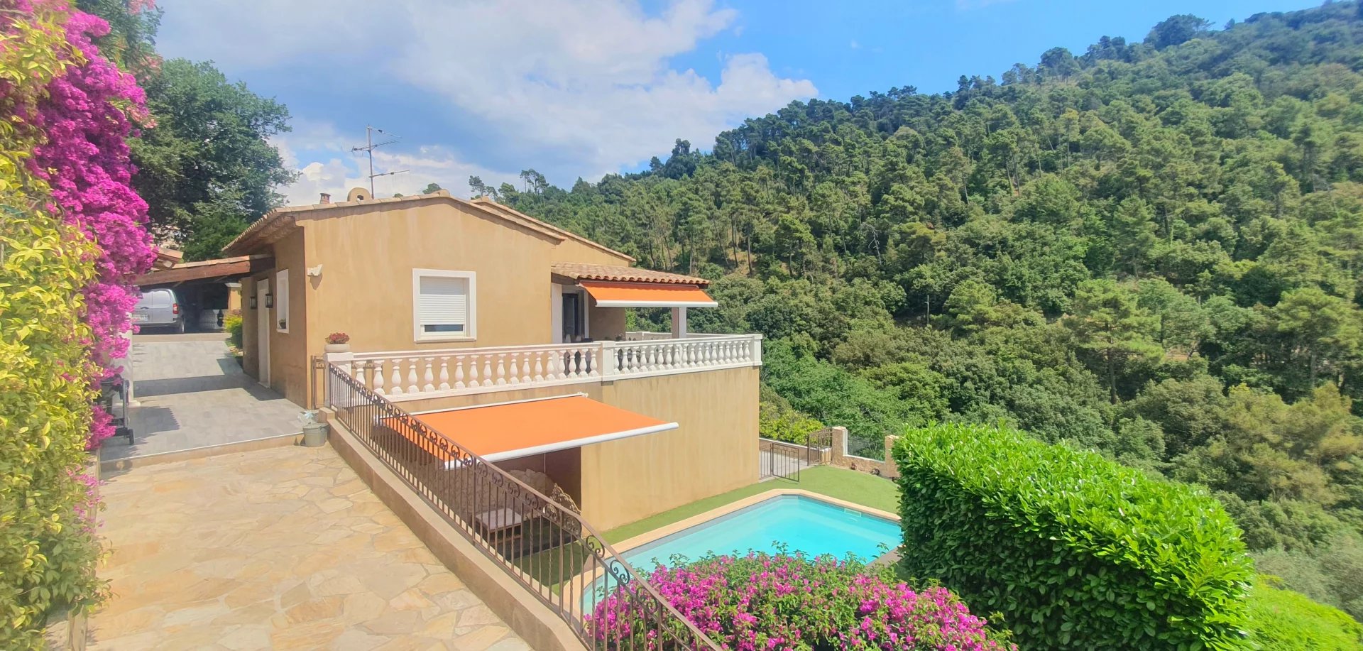 Sale Villa Aspremont