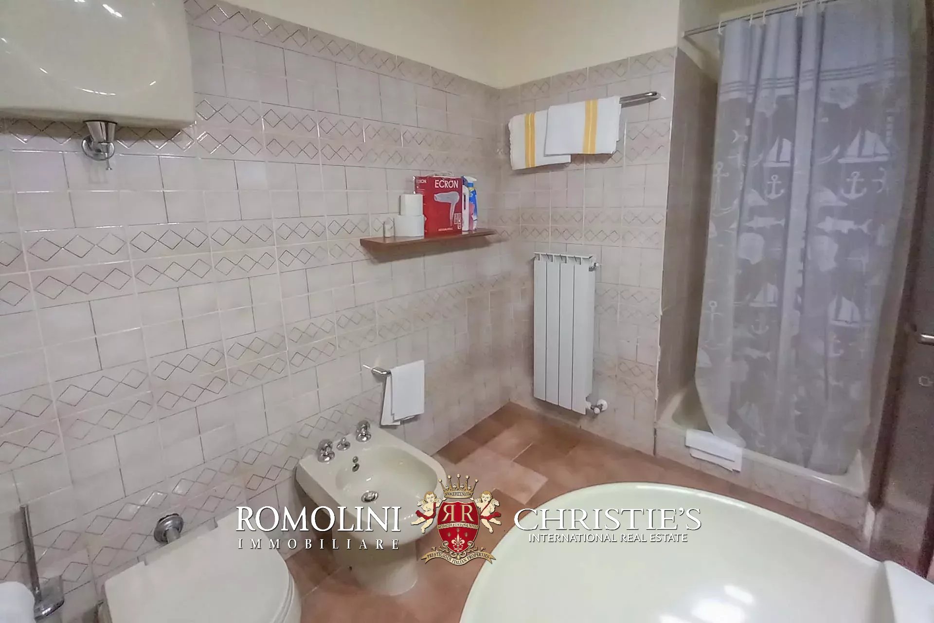10 Bedroom Villa/Townhouse's Image 53