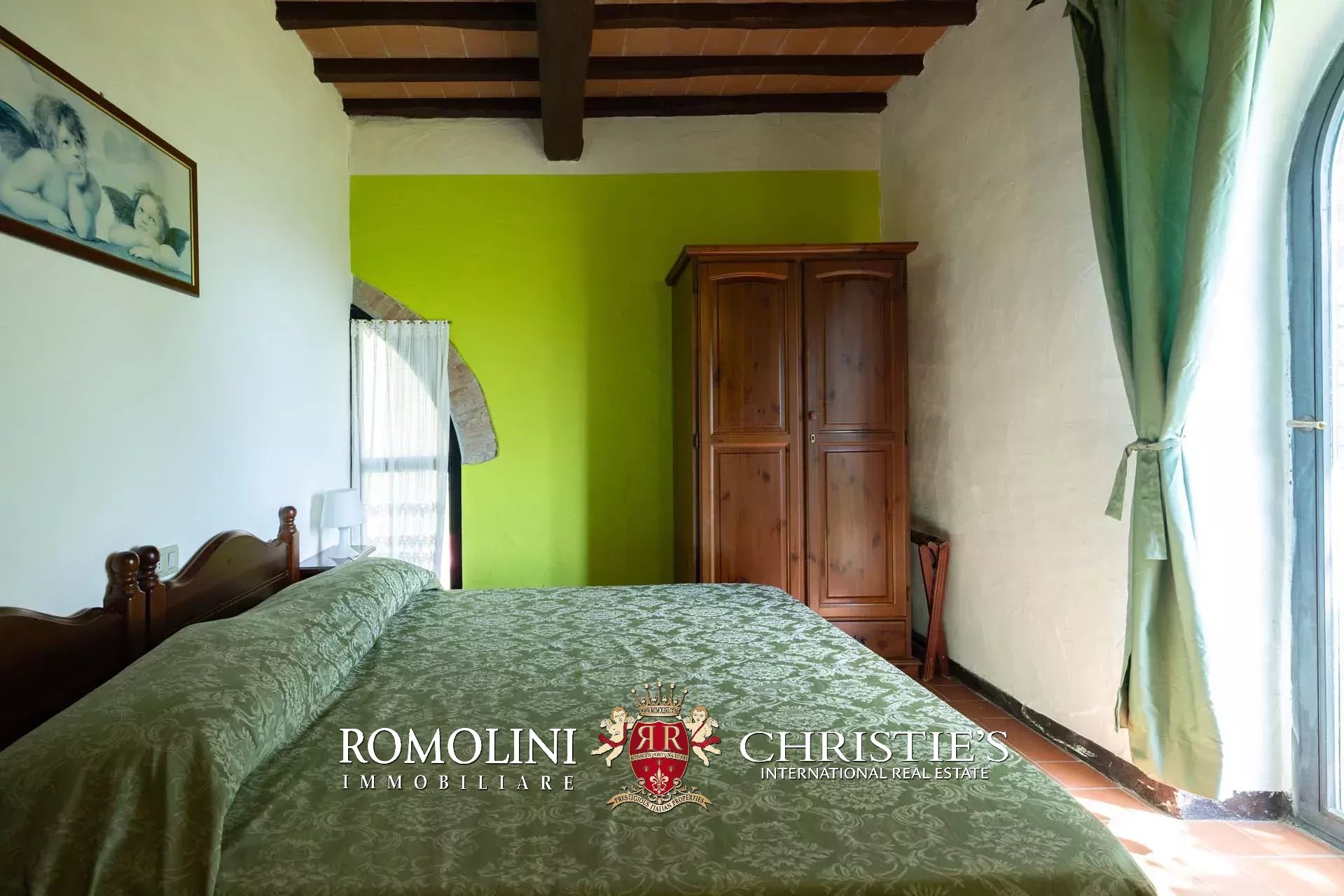 20 Bedroom Villa/Townhouse's Image 34