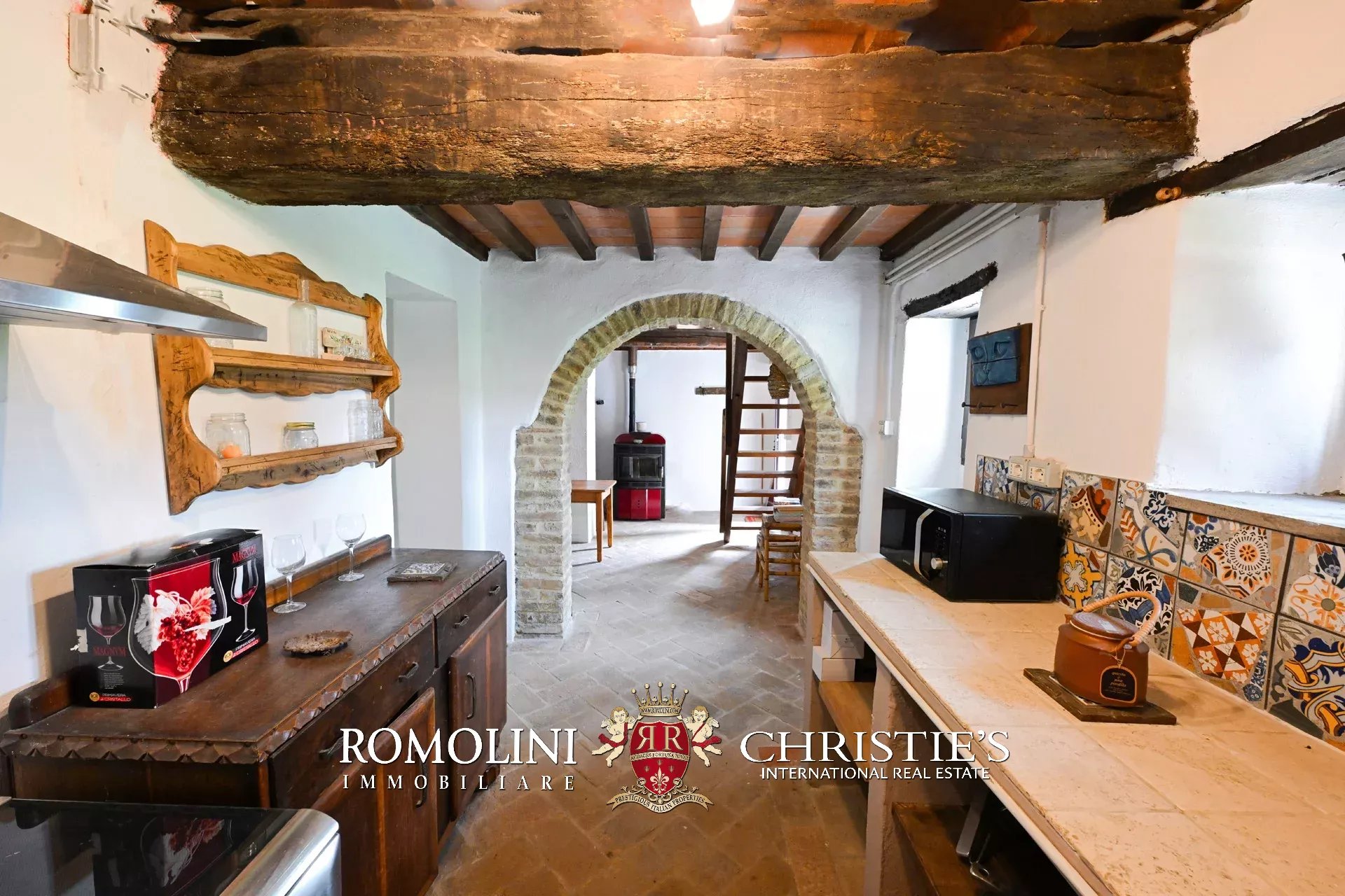 9 Bedroom Villa/Townhouse's Image 59
