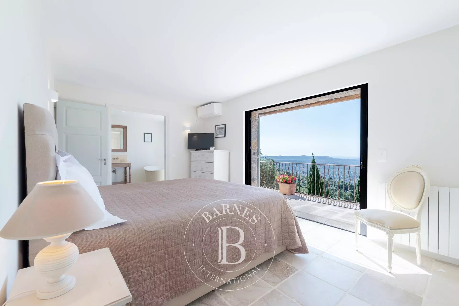 Villa Spéracèdes - picture 6