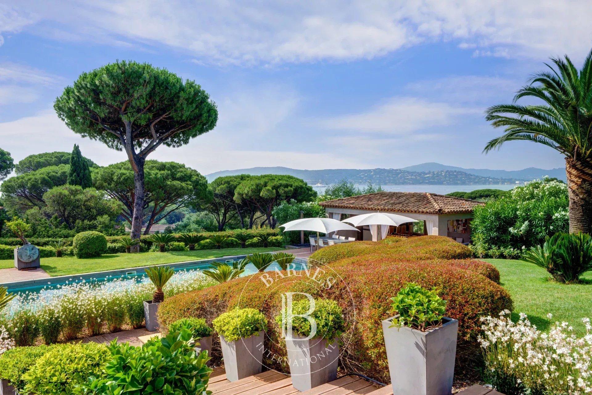 Villa Grimaud  -  ref 85971005 (picture 2)