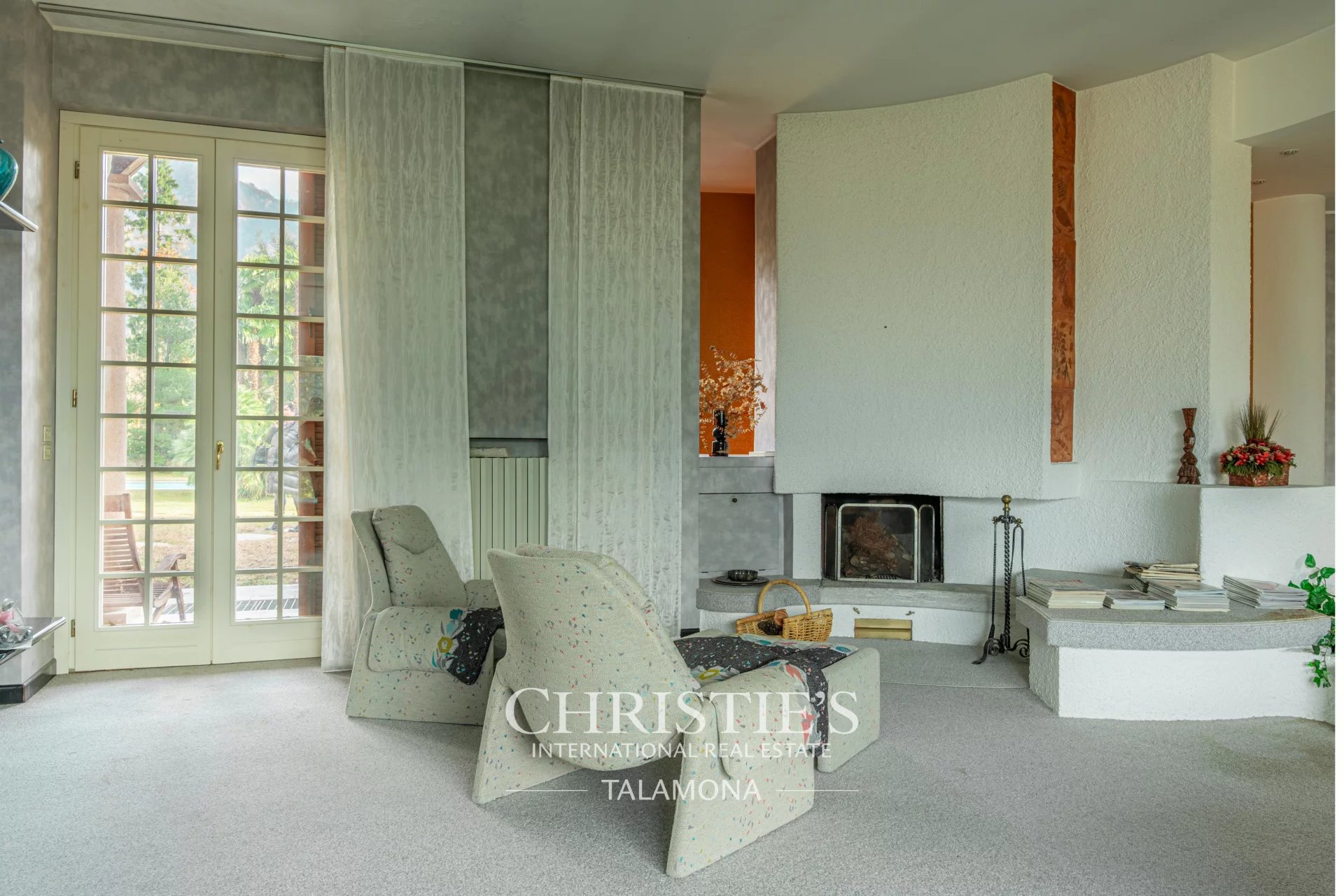 6 Bedroom Villa/Townhouse's Image 8