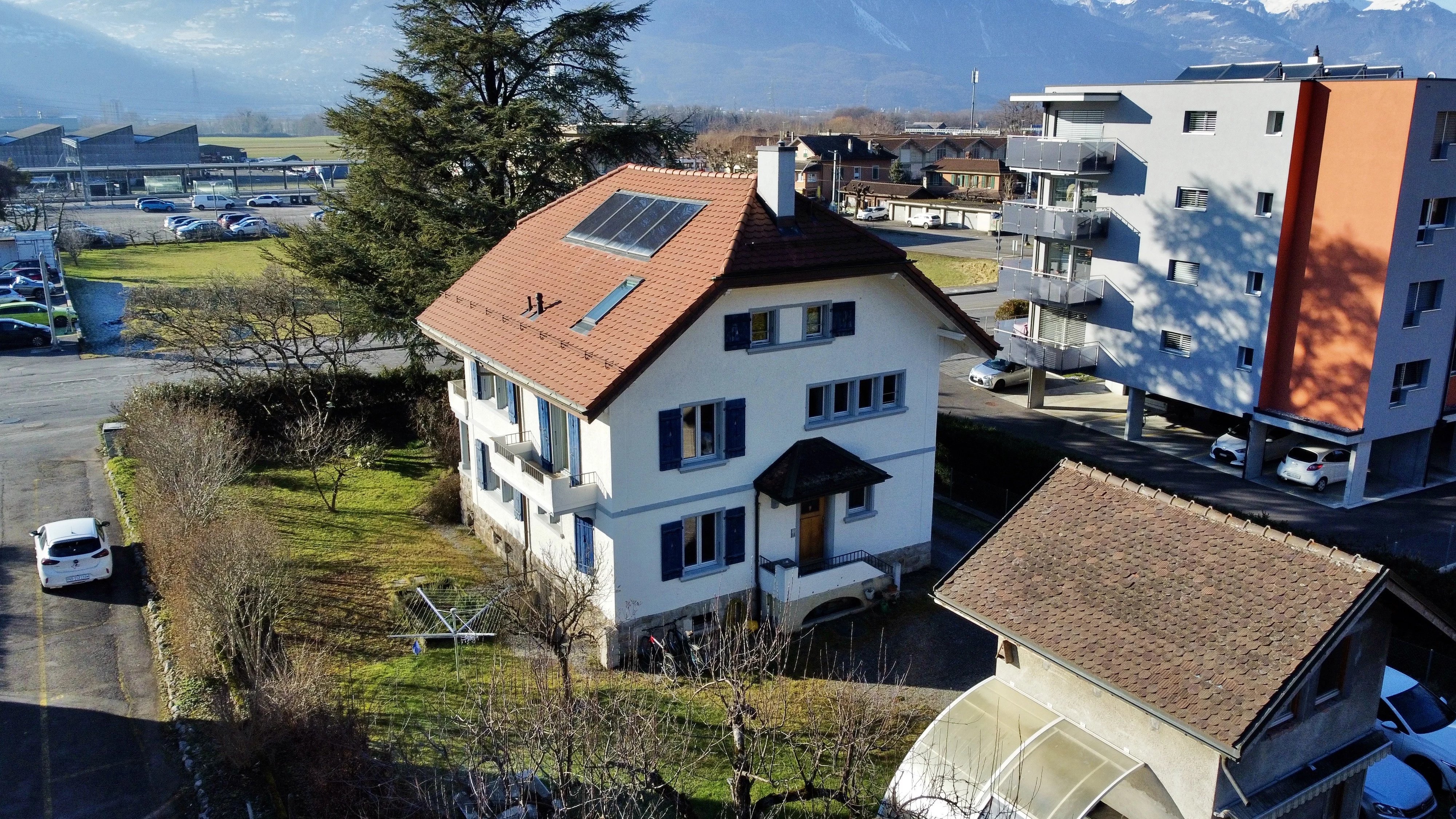 Maison à vendre avec potentiel de rendement locatif